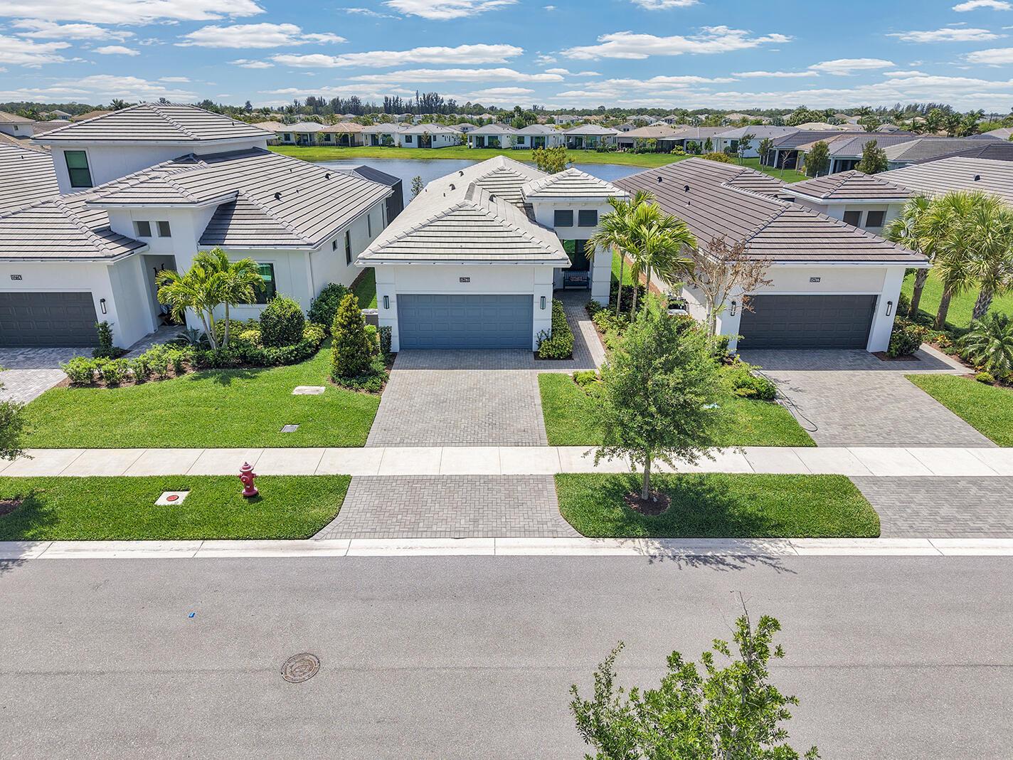 15780 Key Biscayne Lane, Westlake, FL 33470, Westlake - Photo 4
