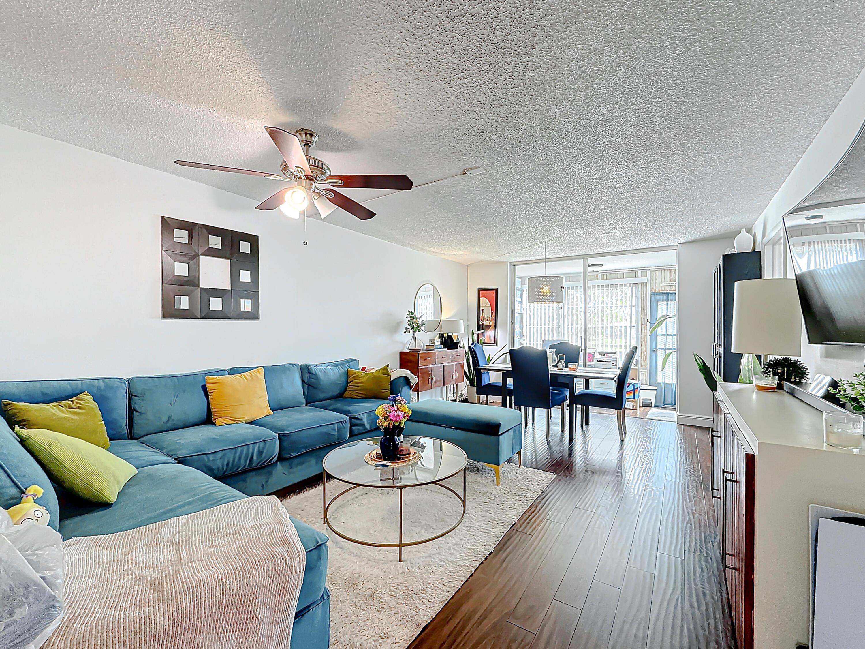 8225 Sunrise Lakes Boulevard 110, Sunrise, FL 33322, Sunrise - Photo 3