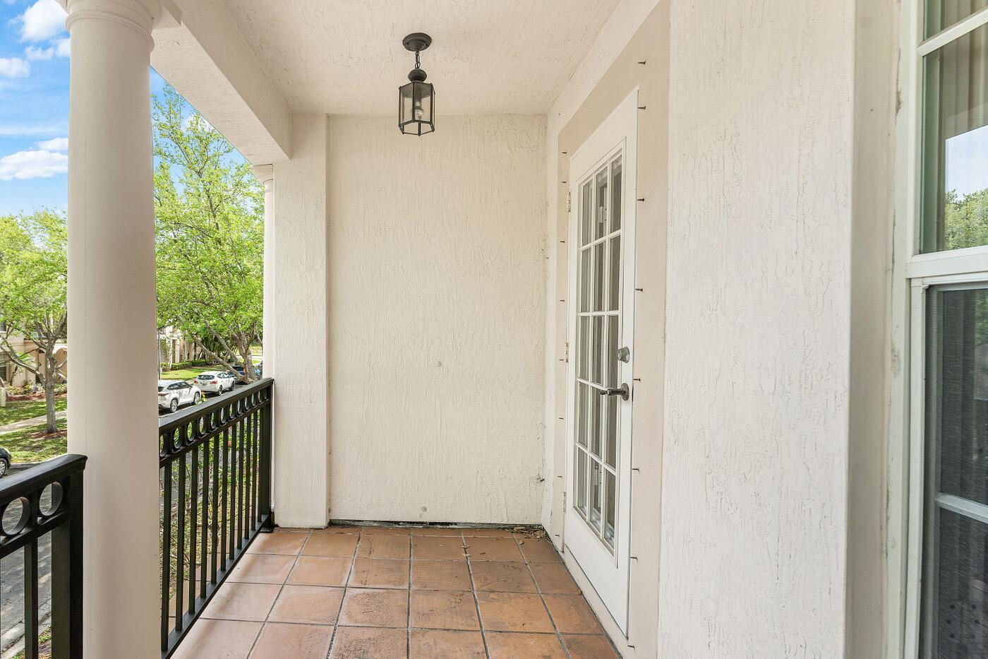 8058 Murano Circle, Palm Beach Gardens, FL 33418, Palm Beach Gardens - Photo 4