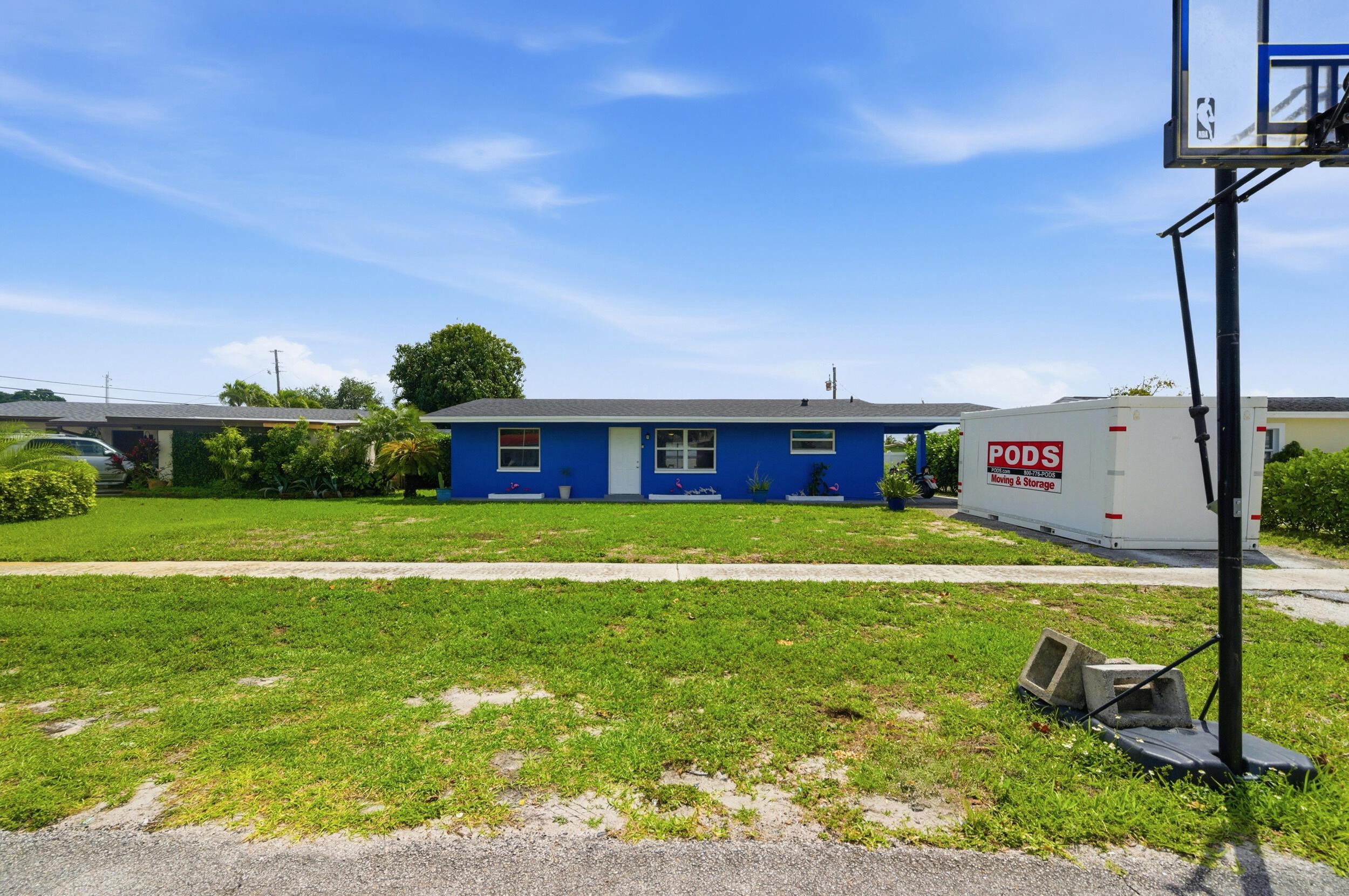 5792 Tarragon Drive, West Palm Beach, FL 33415, West Palm Beach - Photo 4