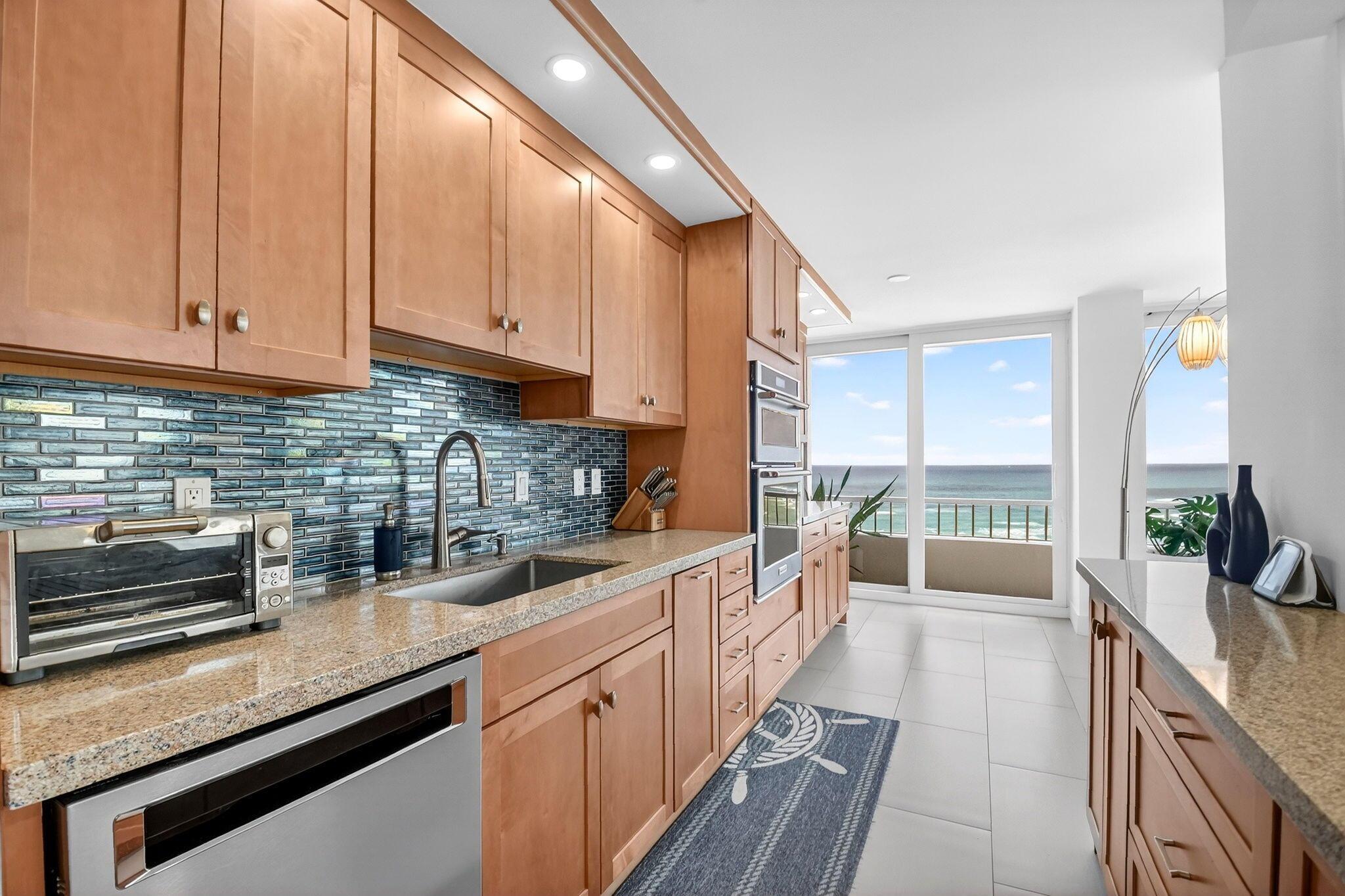 5540 N Ocean Drive 9b, Singer Island, FL 33404, Singer Island - Photo 5