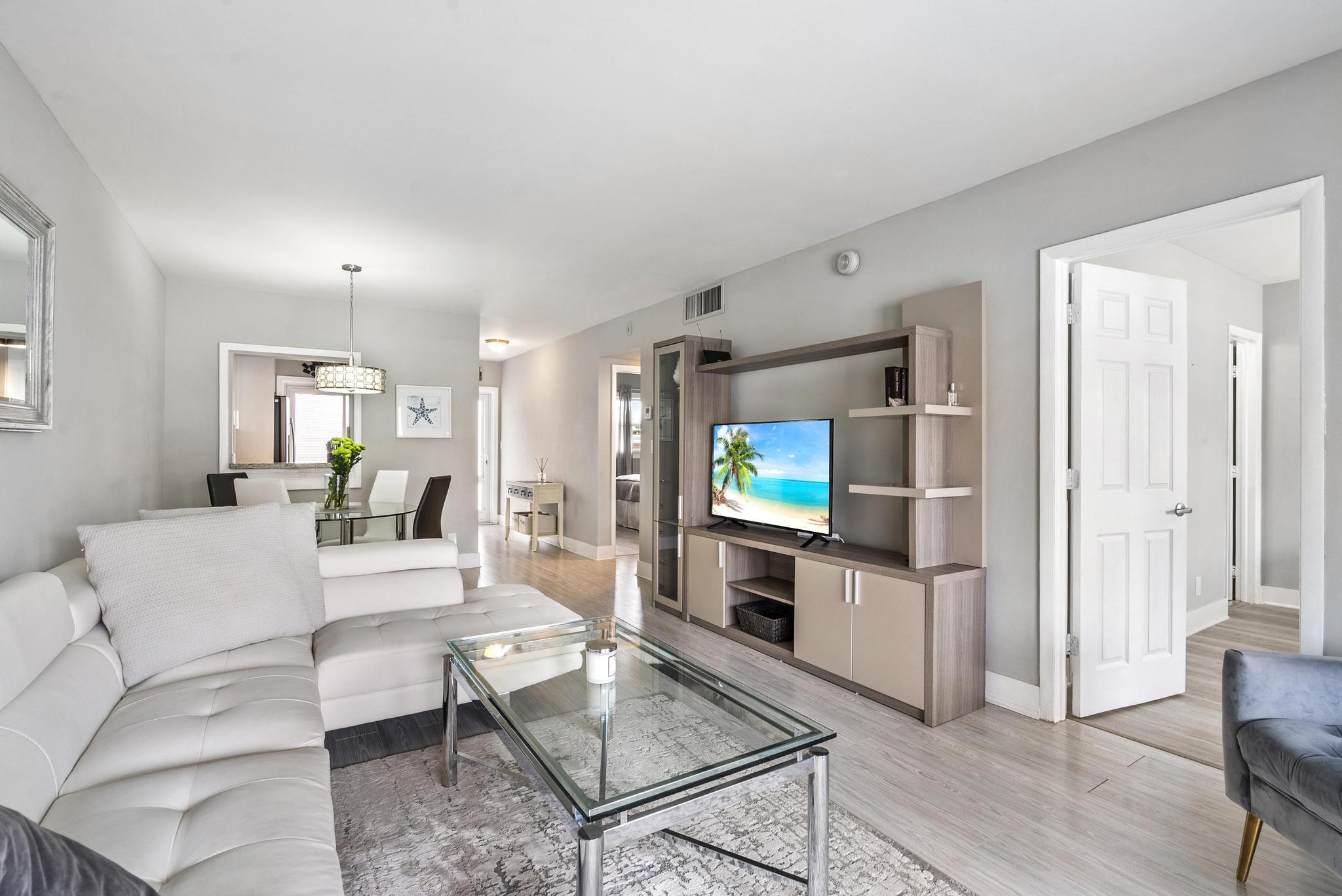 1461 S Ocean Boulevard 304, Lauderdale-By-The-Sea, FL 33062, Lauderdale-By-The-Sea - Photo 3