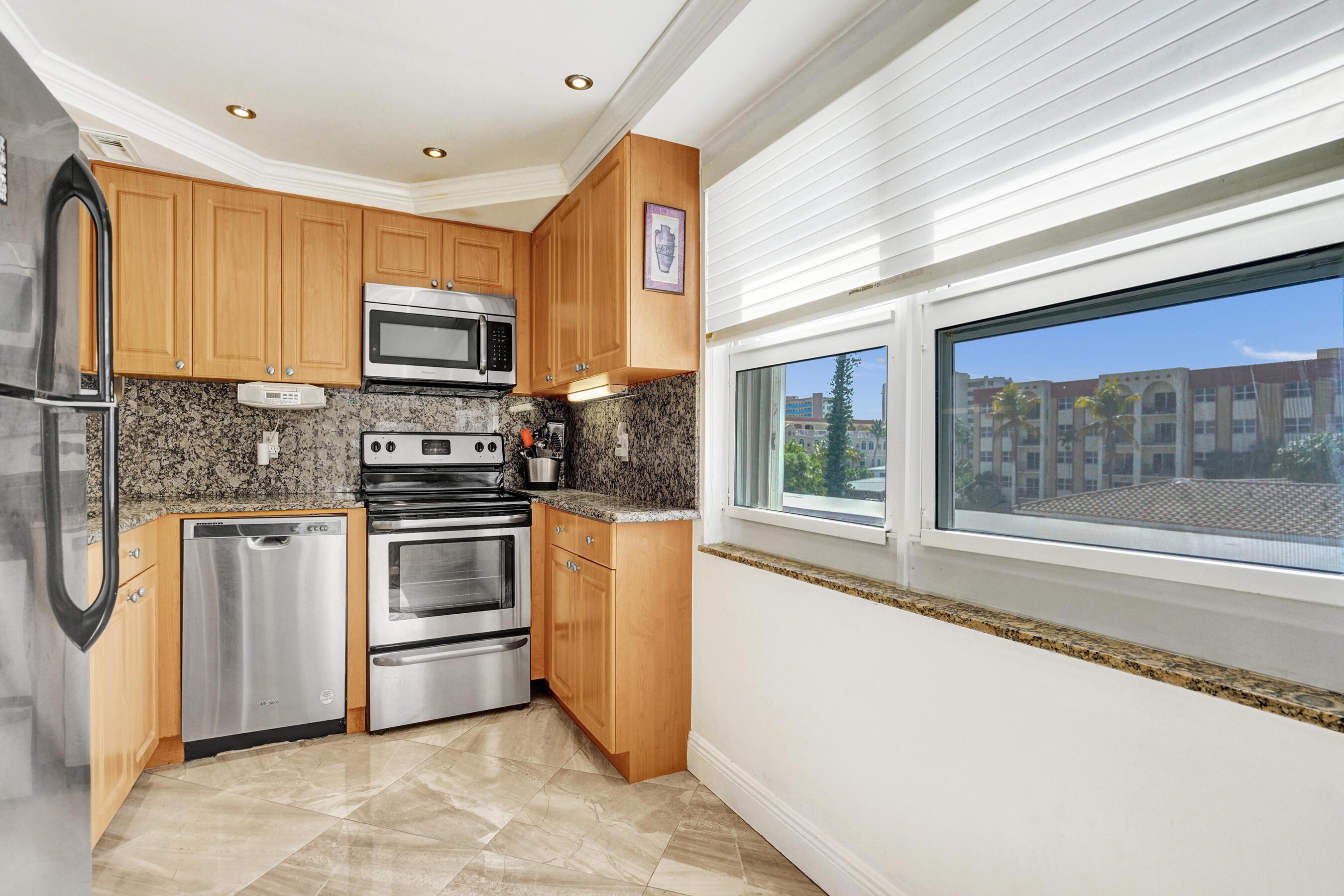 405 N Ocean Boulevard 229, Pompano Beach, FL 33062, Pompano Beach - Photo 4