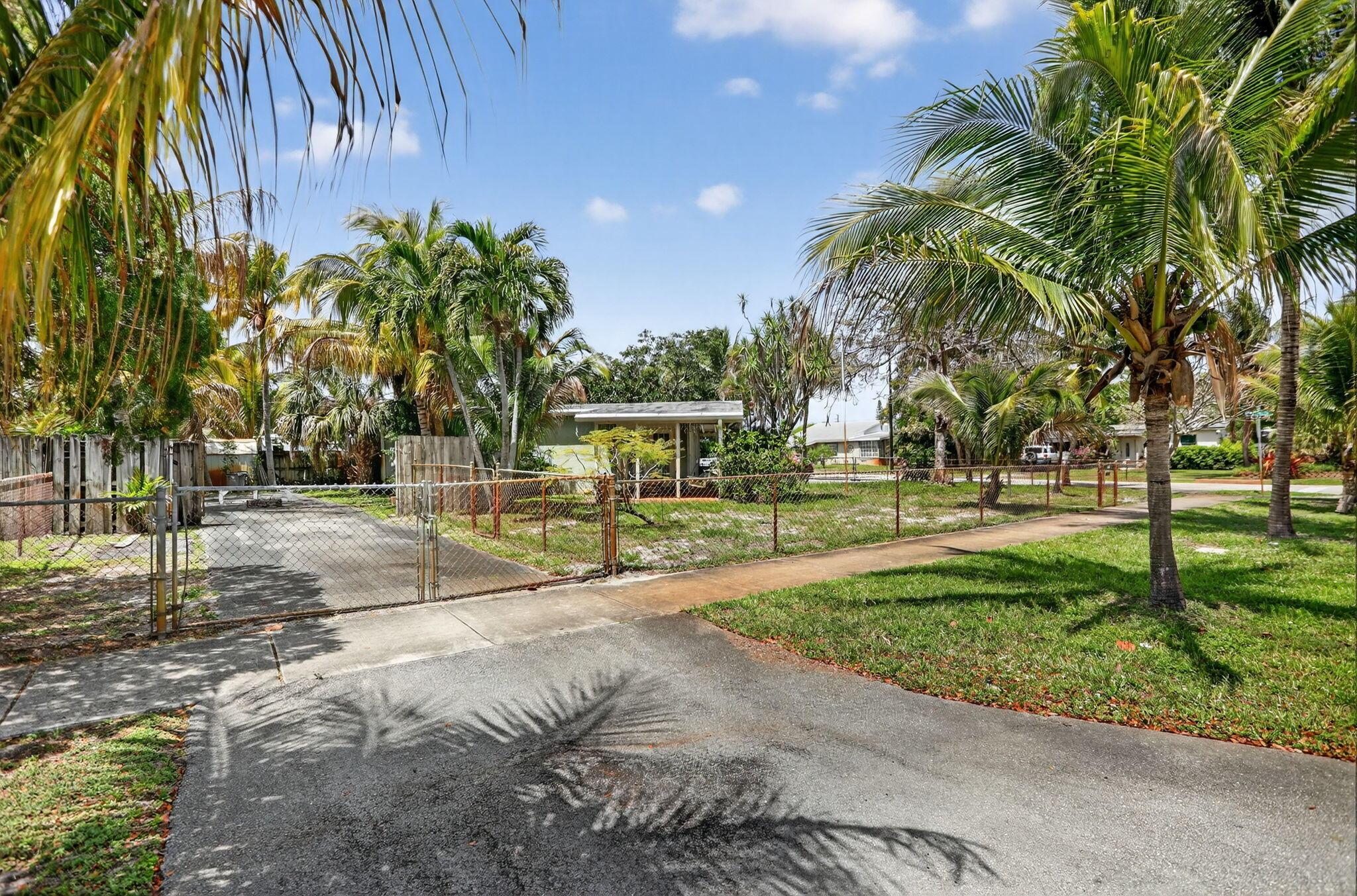 5265 NE 15th Avenue, Pompano Beach, FL 33064, Pompano Beach - Photo 3
