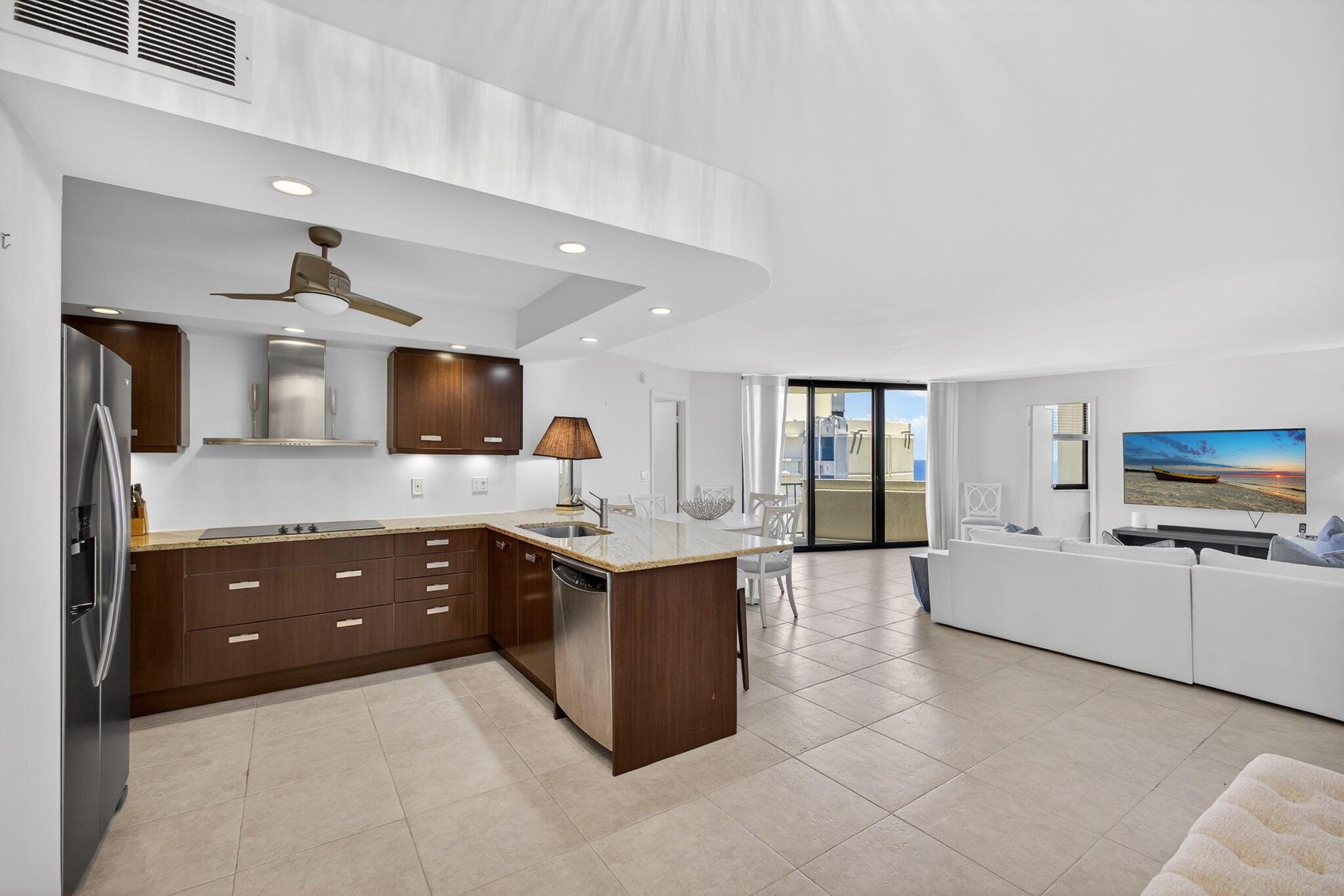 2800 N Ocean Drive B24d, Singer Island, FL 33404, Singer Island - Photo 2
