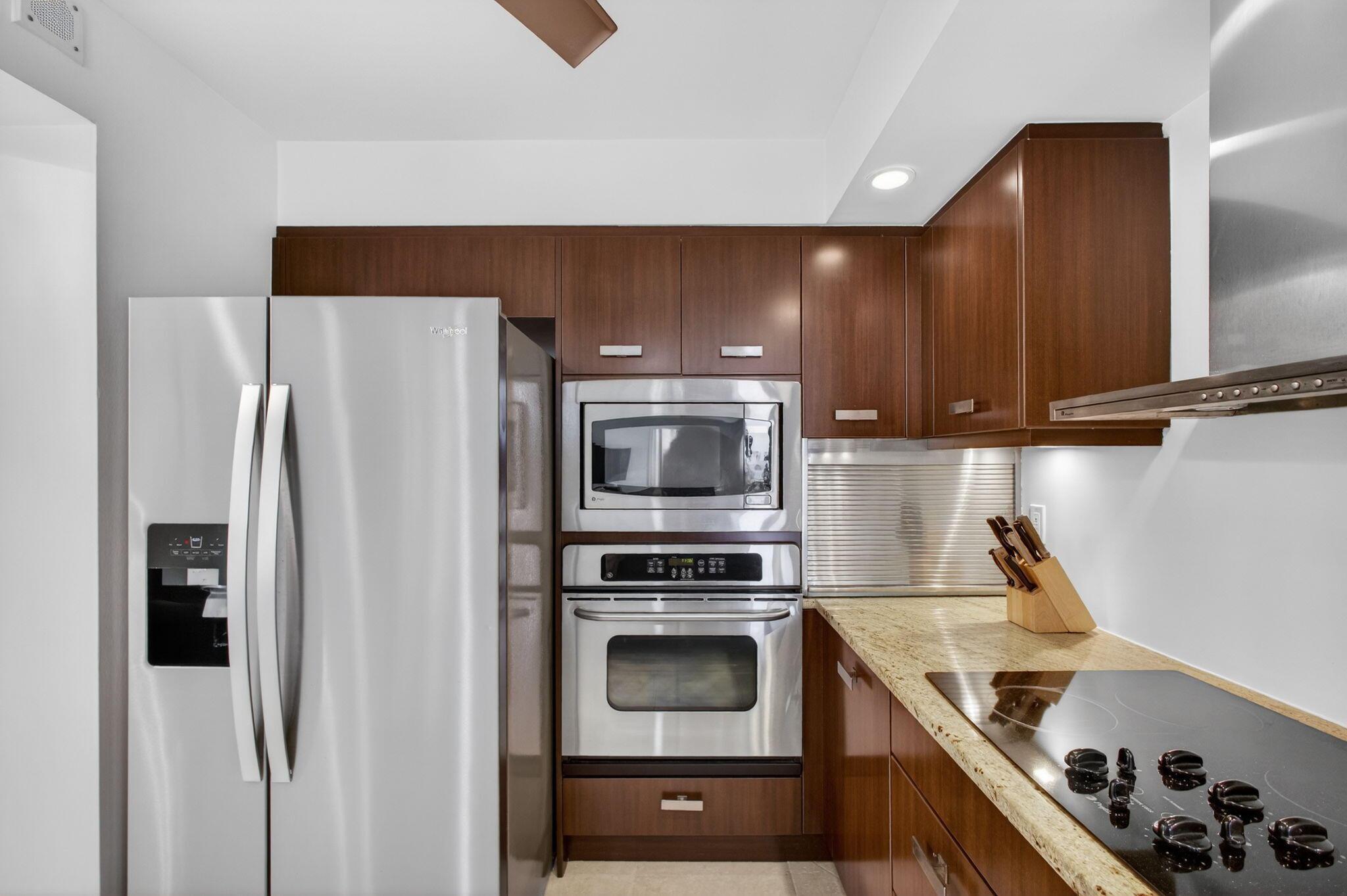 2800 N Ocean Drive B24d, Singer Island, FL 33404, Singer Island - Photo 3