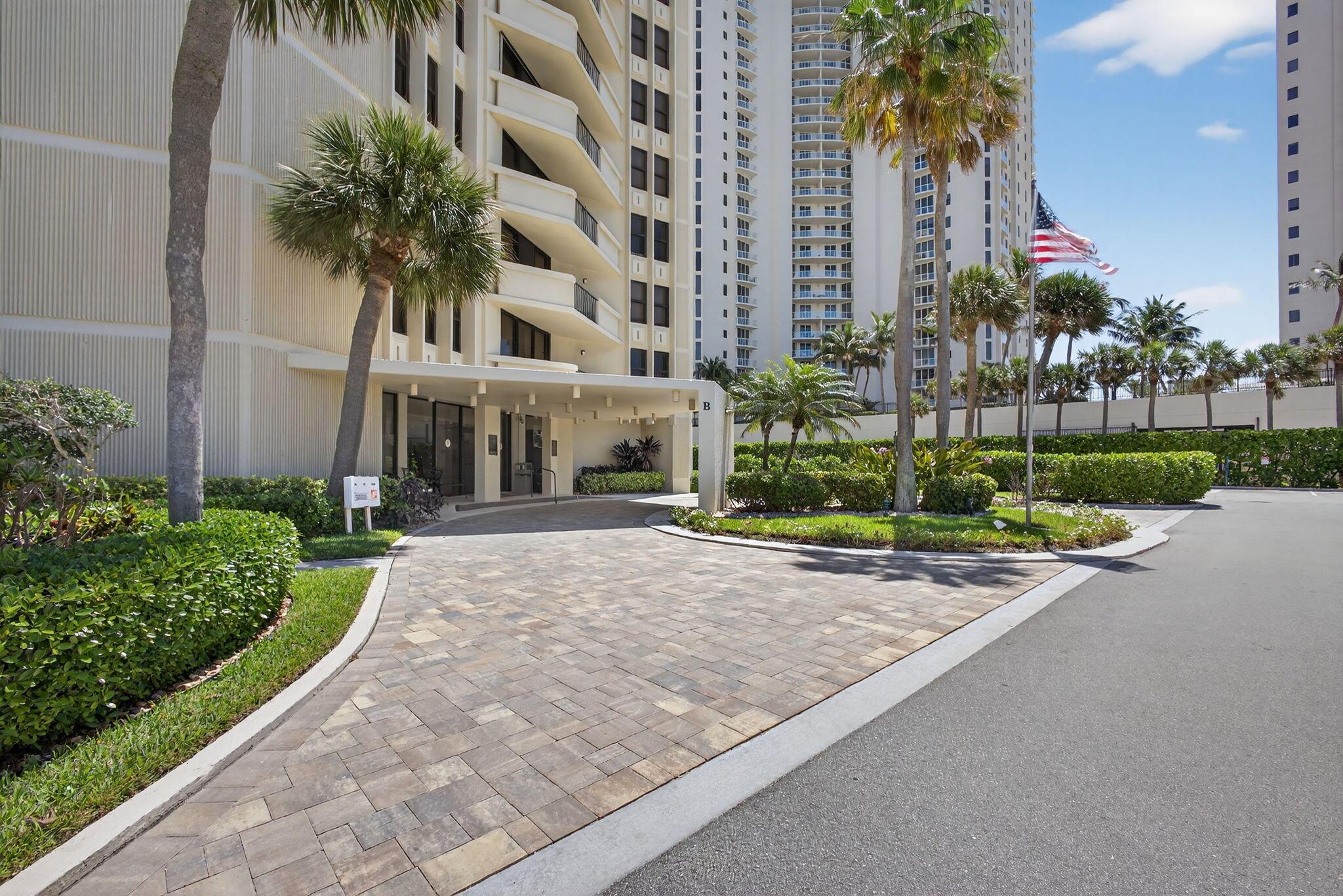 2800 N Ocean Drive B24d, Singer Island, FL 33404, Singer Island