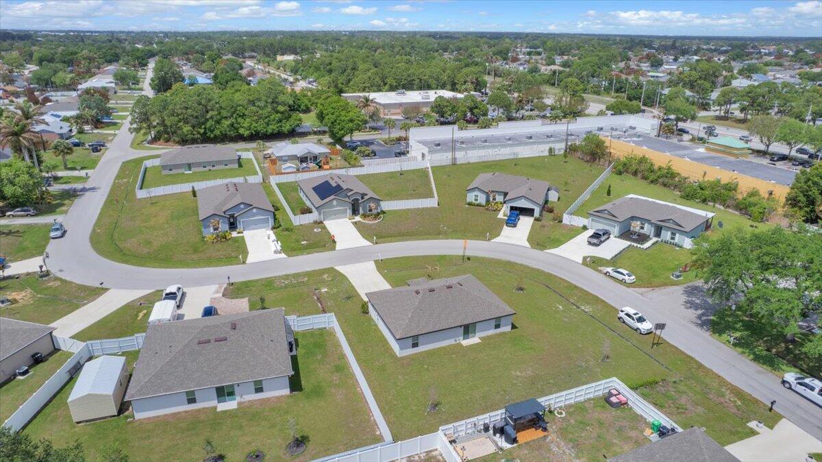 920 SW Castaneda Lane, Port St. Lucie, FL 34953, Port St. Lucie - Photo 5
