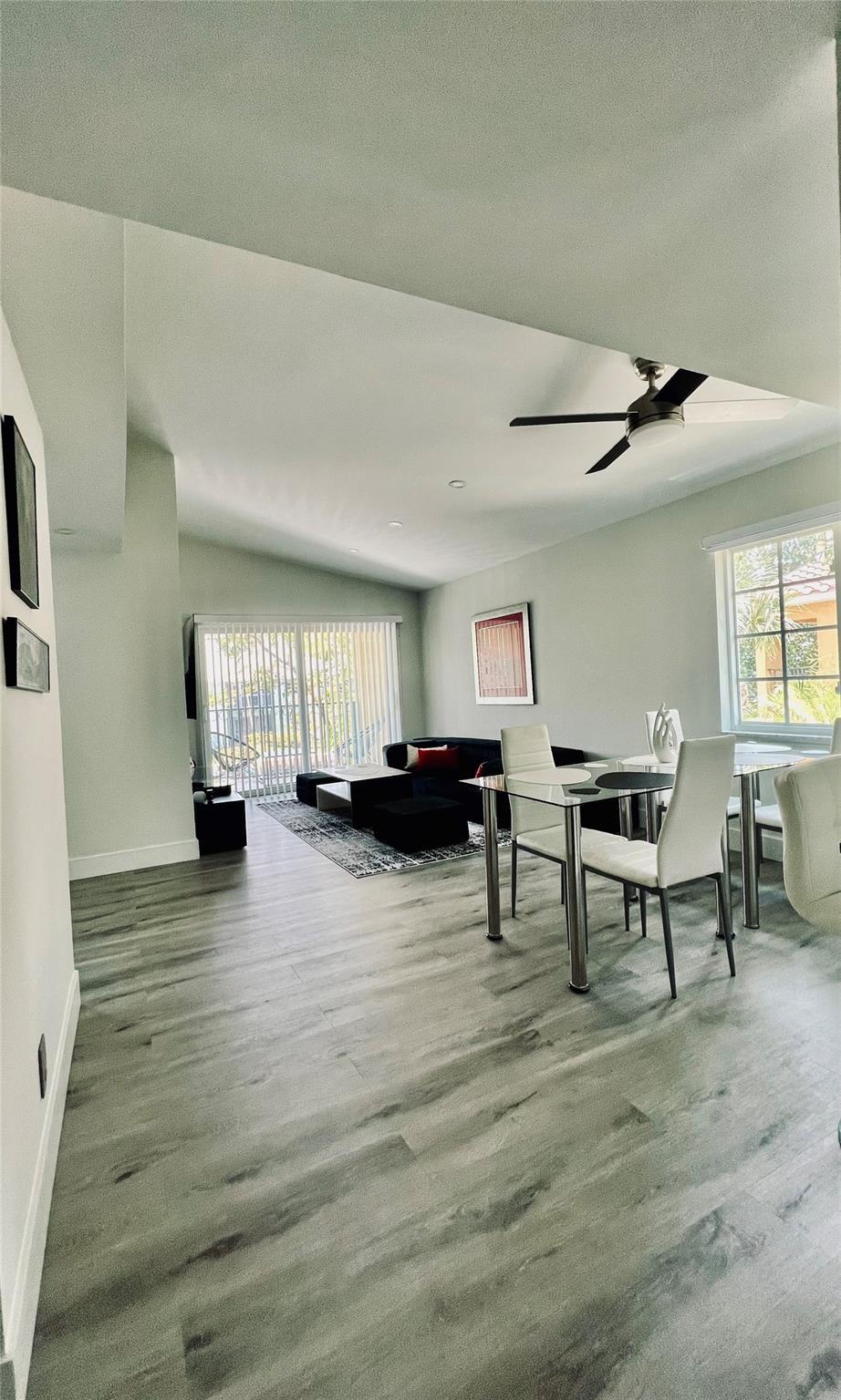 1105 Lake Shore Drive Unit 201, Lake Park, FL 33403, Lake Park - Photo 5