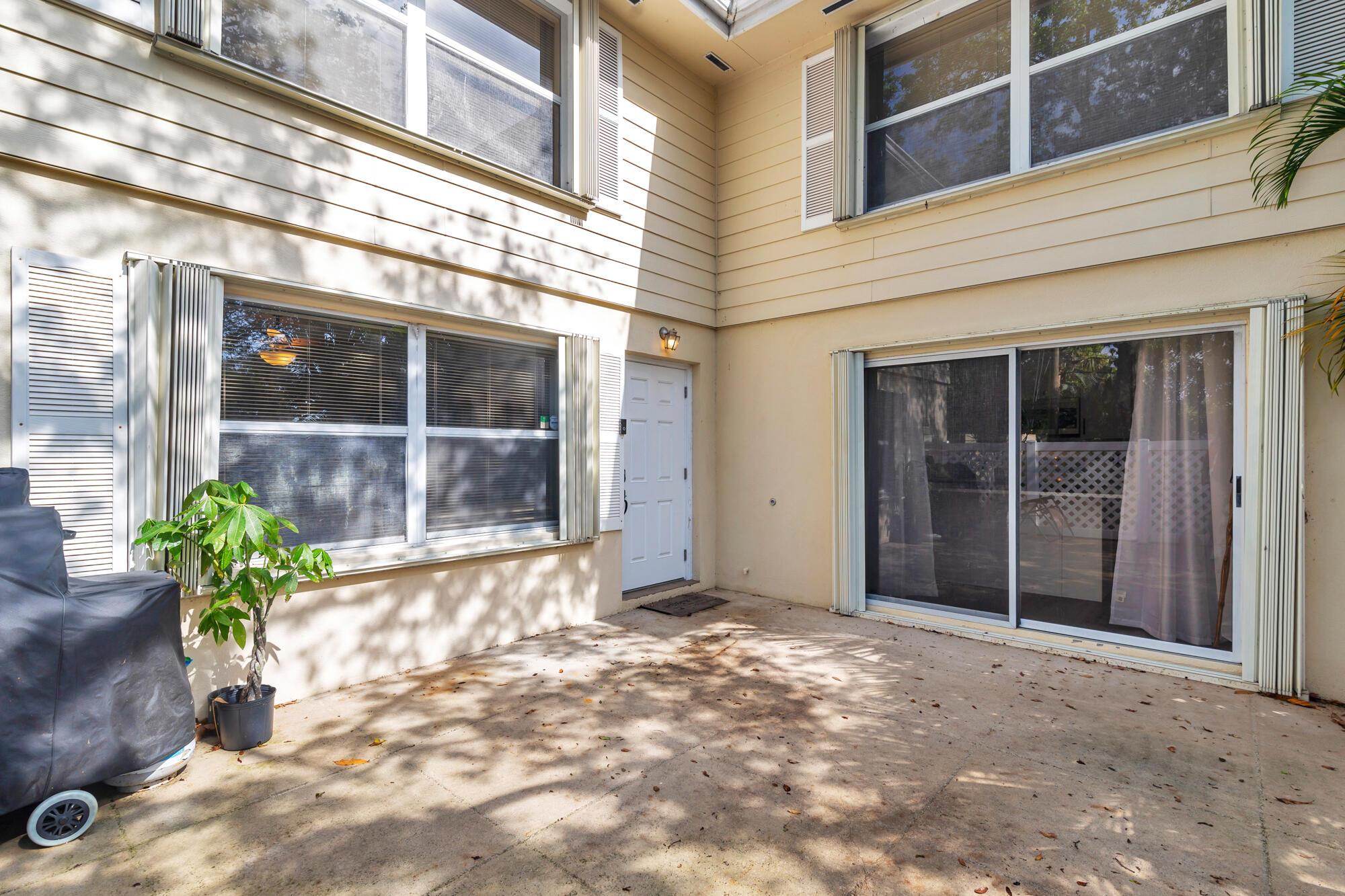 8142 Bridgewater Court 42c, Lake Clarke Shores, FL 33406, Lake Clarke Shores - Photo 2