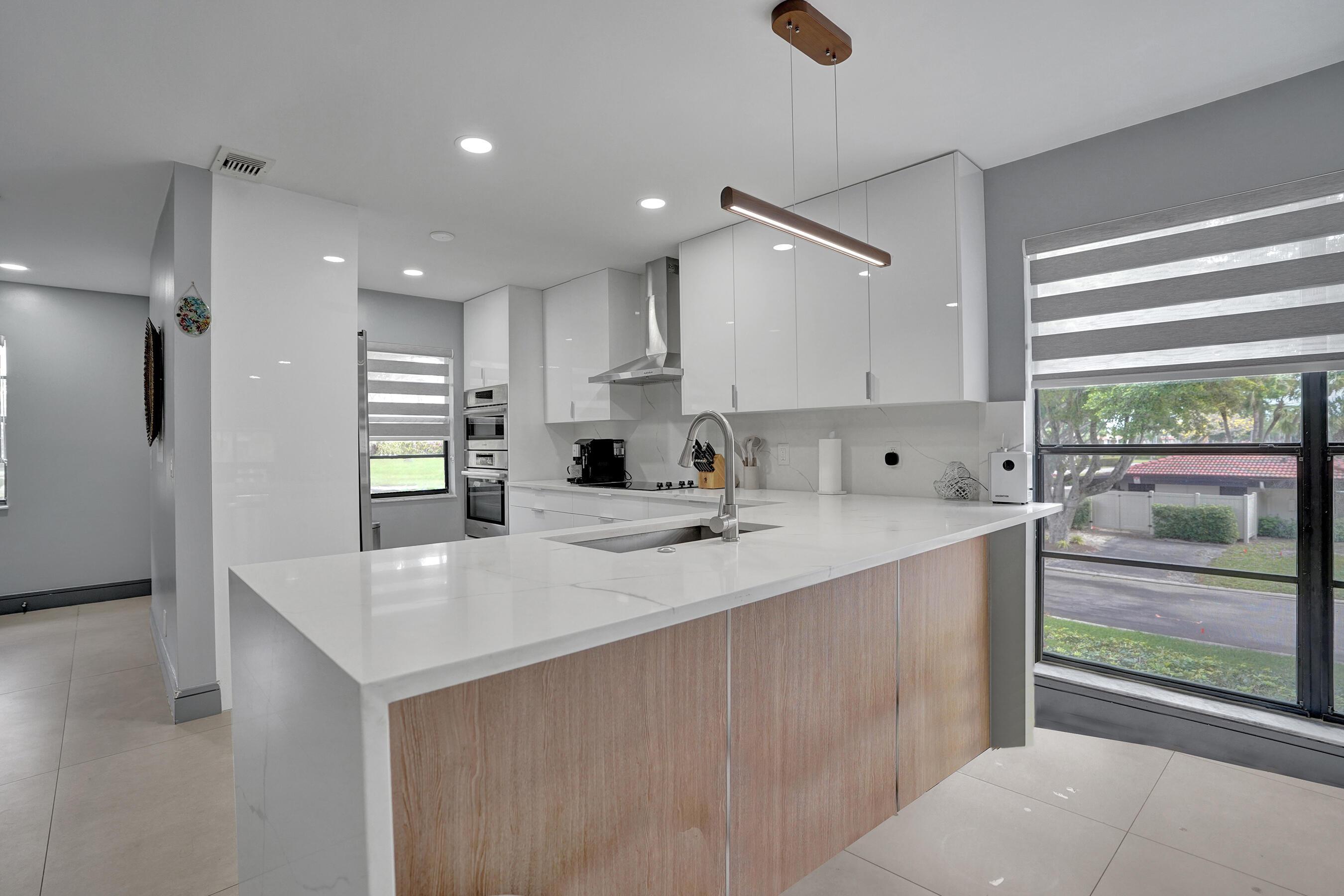 21675 Tall Palm Circle 2b, Boca Raton, FL 33433, Boca Raton - Photo 4
