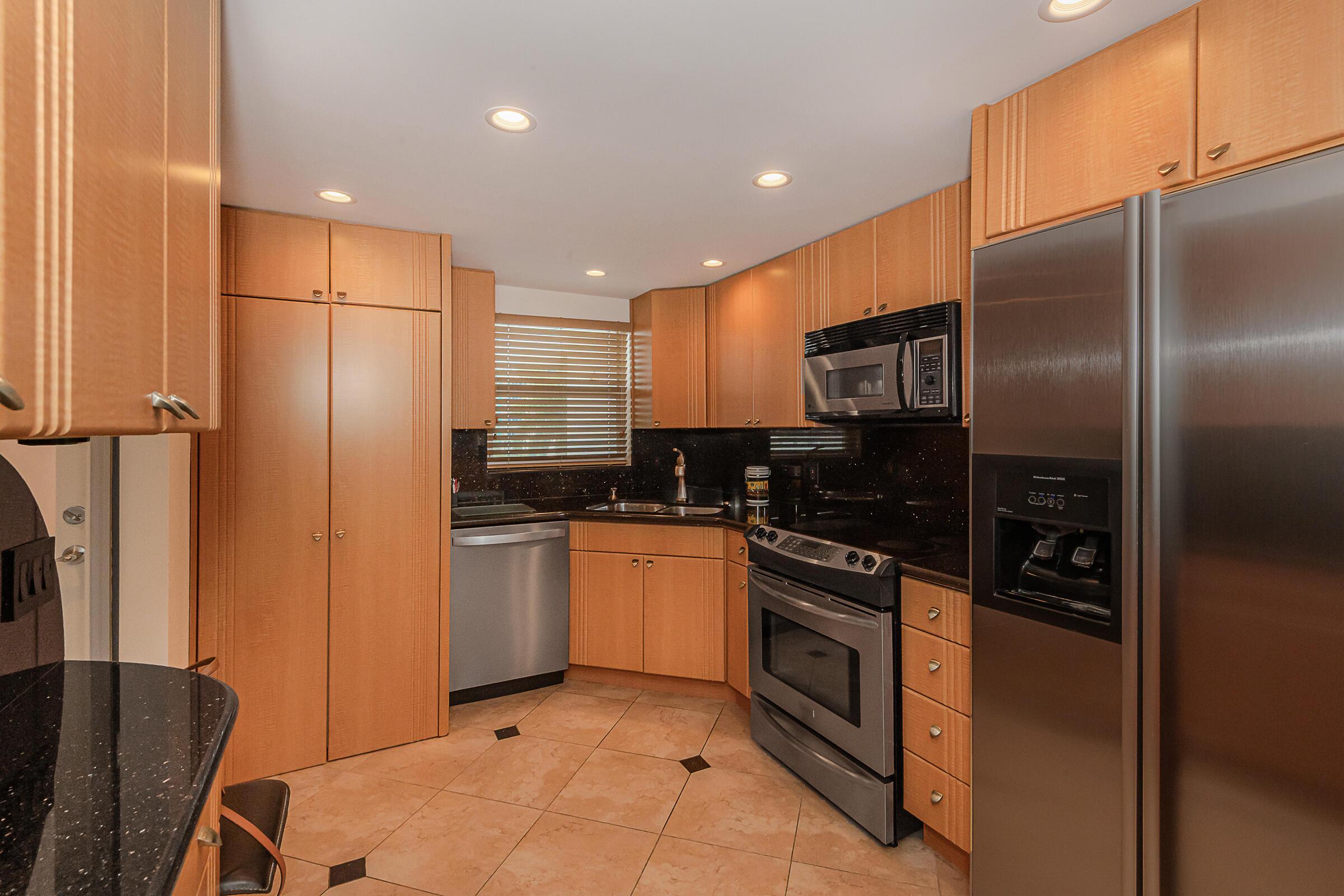 511 Bayshore Drive 707, Fort Lauderdale, FL 33304, Fort Lauderdale - Photo 5