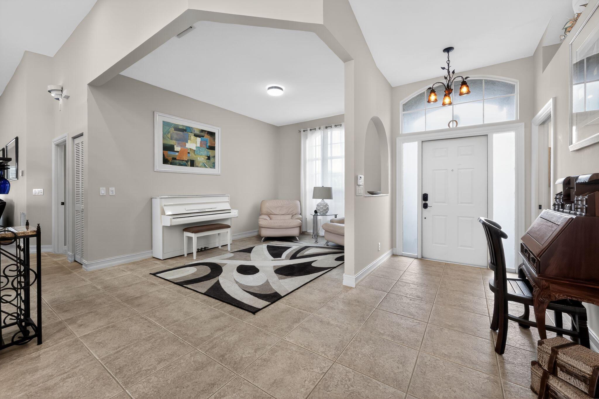 12301 Cabot Court, Boca Raton, FL 33428, Boca Raton - Photo 4