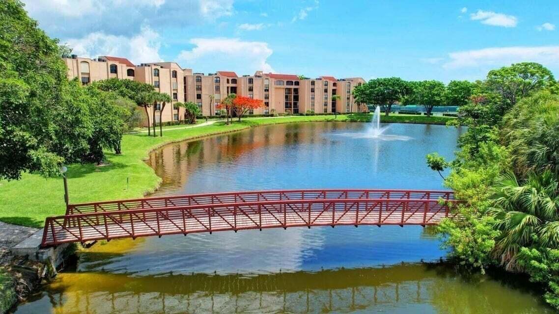 2255 Lindell Boulevard 4103, Delray Beach, FL 33444, Delray Beach - Photo 2