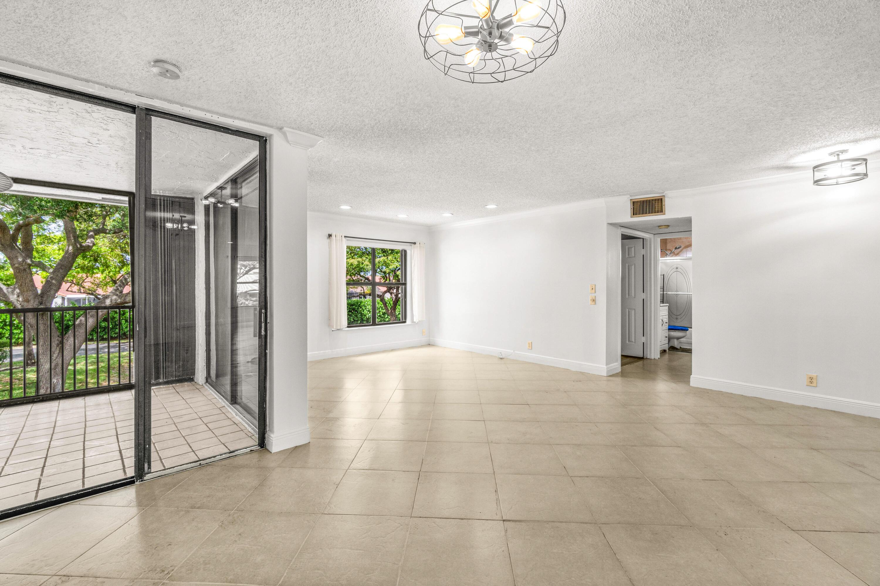 8553 Boca Glades Boulevard G, Boca Raton, FL 33434, Boca Raton - Photo 3