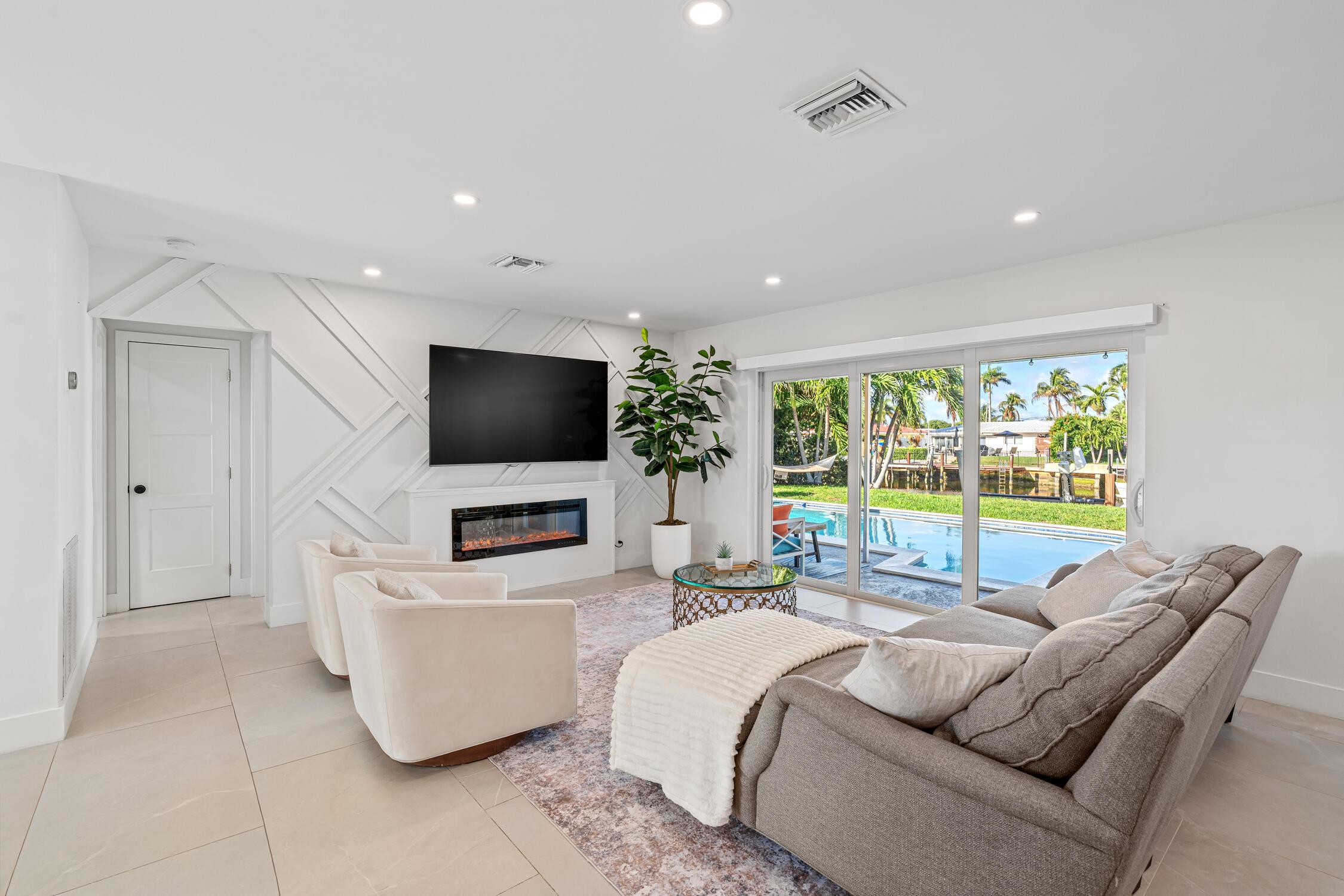 331 SE 6th Avenue, Pompano Beach, FL 33060, Pompano Beach - Photo 5