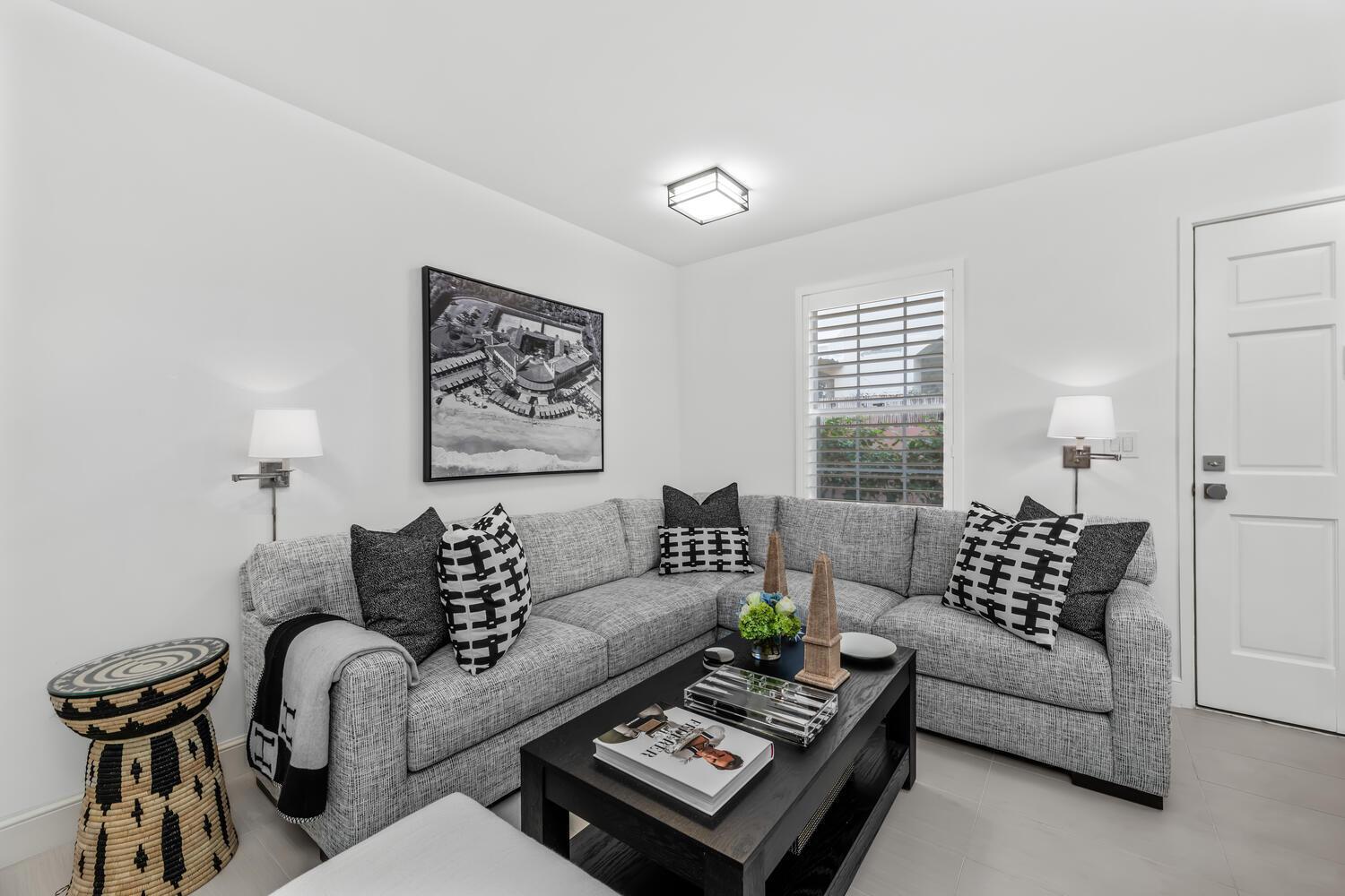 134 Peruvian Avenue 104, Palm Beach, FL 33480, Palm Beach - Photo 2