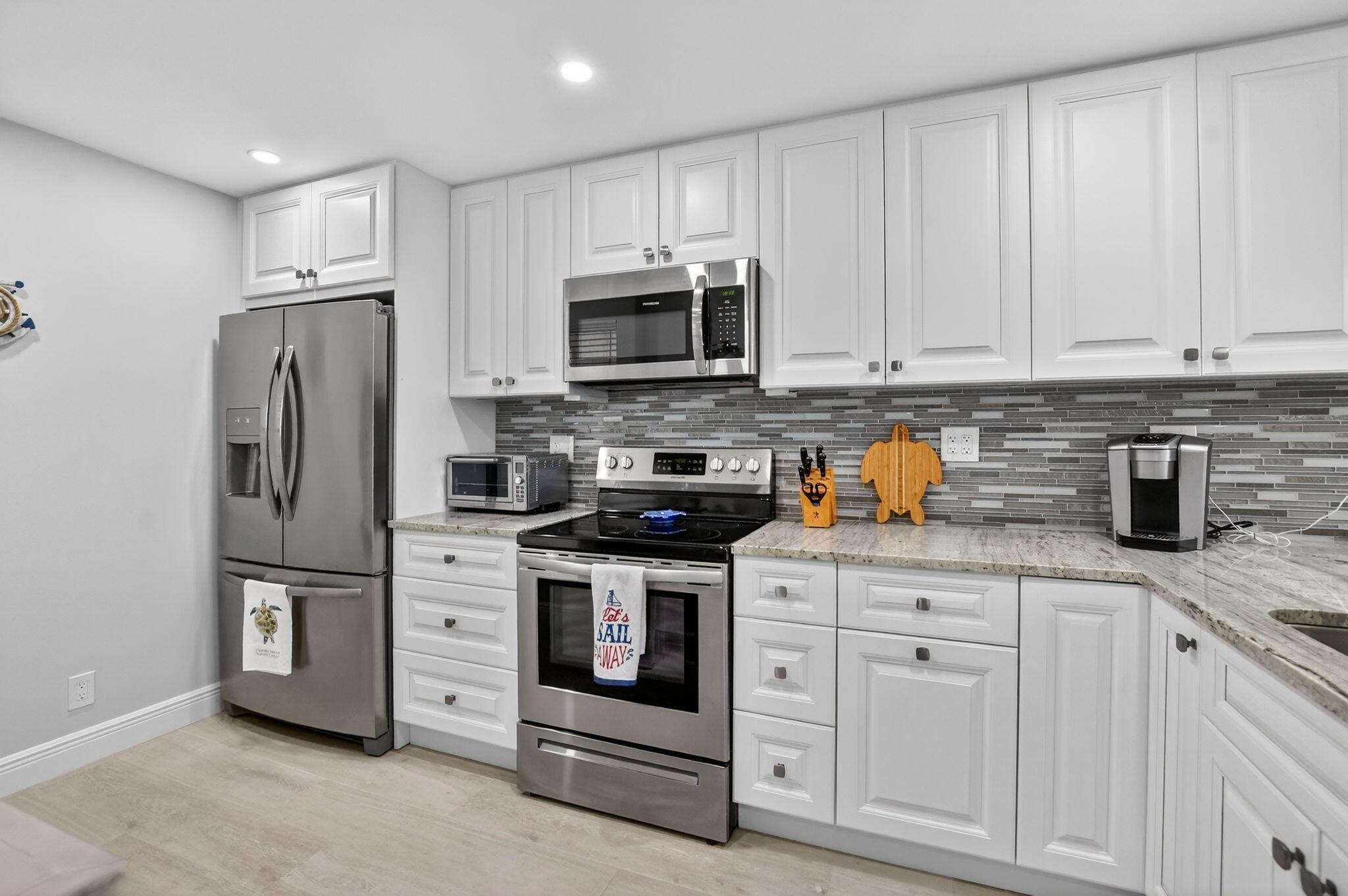 6 Royal Palm Way 409, Boca Raton, FL 33432, Boca Raton - Photo 4