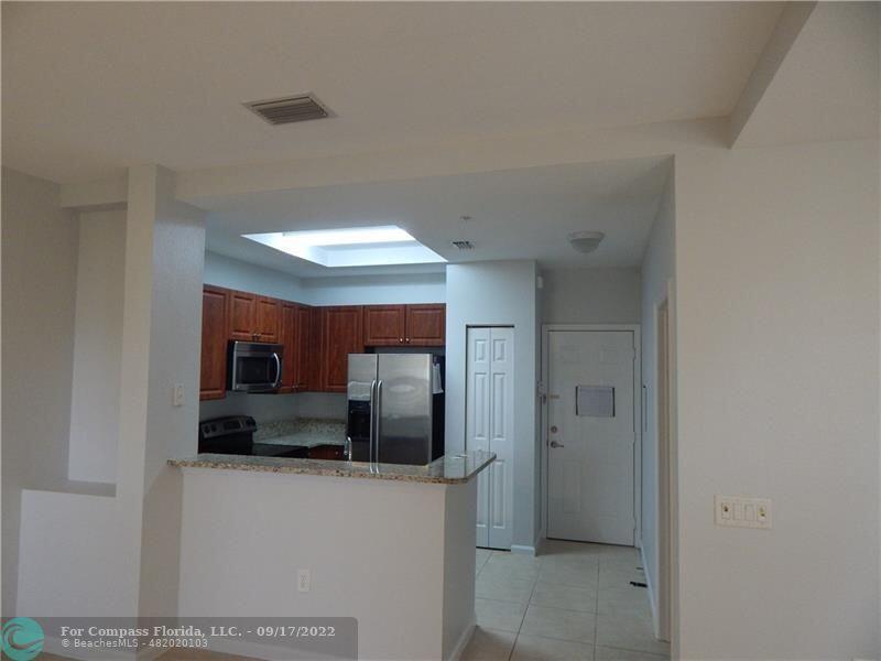 4720 Mimosa Place 909, Coconut Creek, FL 33073, Coconut Creek - Photo 5