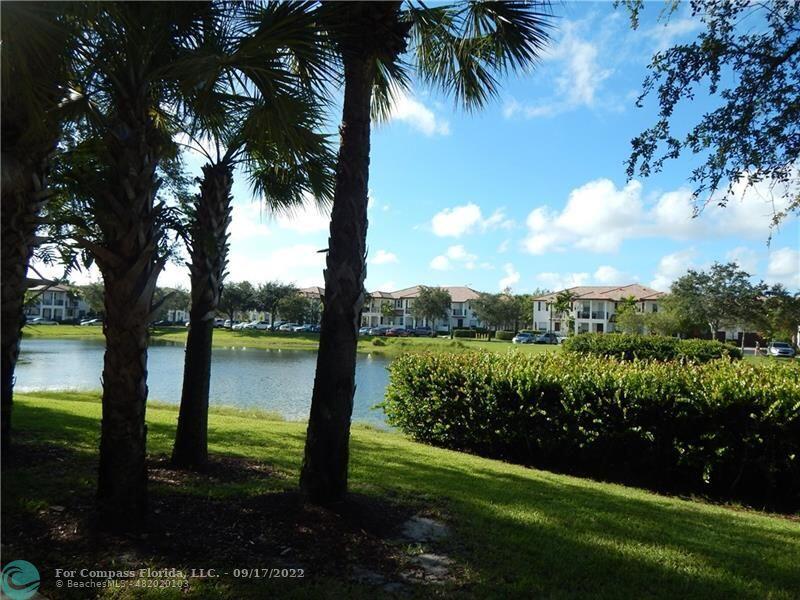 4720 Mimosa Place 909, Coconut Creek, FL 33073, Coconut Creek - Photo 3