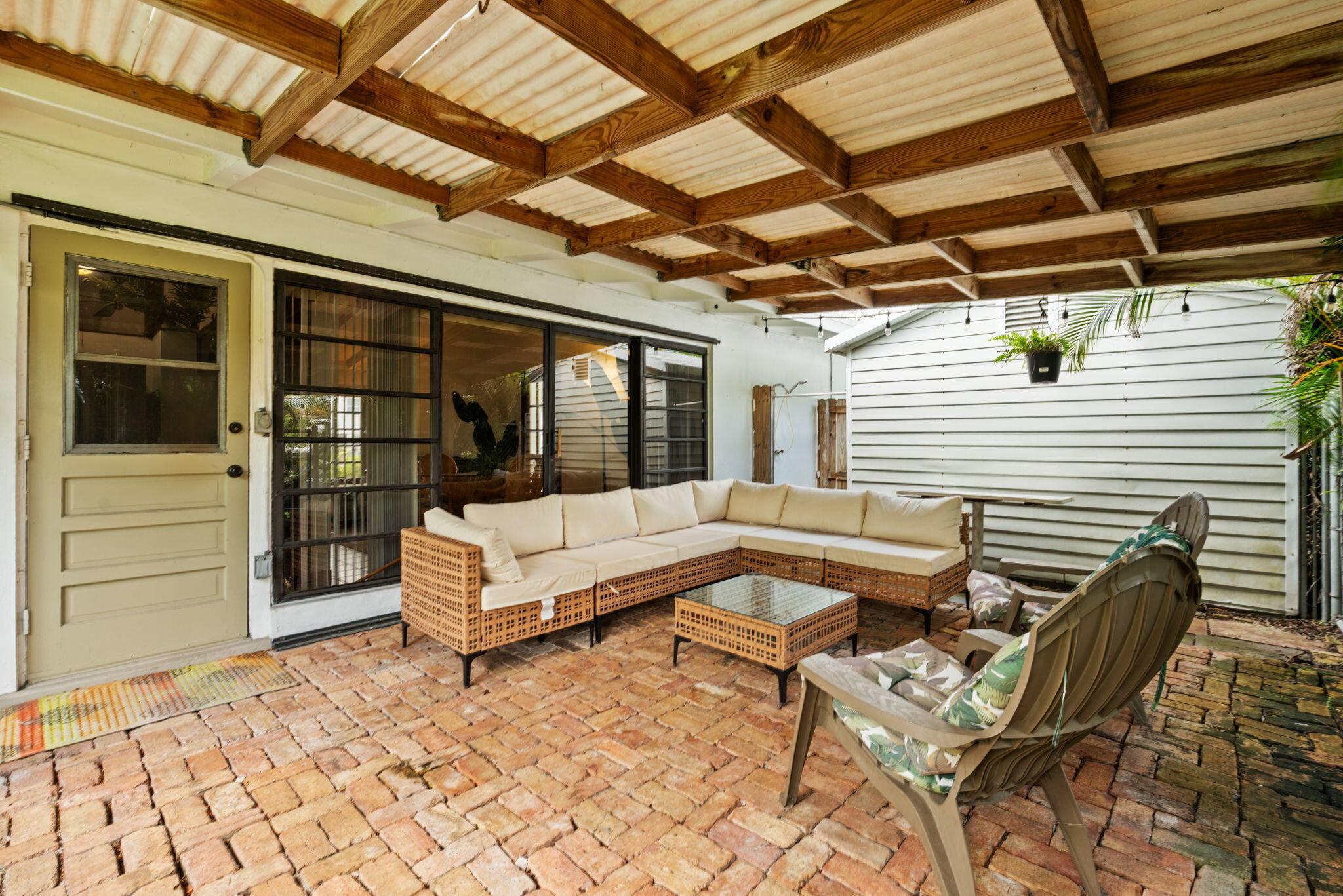 2512 Sugarloaf Lane, Fort Lauderdale, FL 33312, Fort Lauderdale - Photo 4