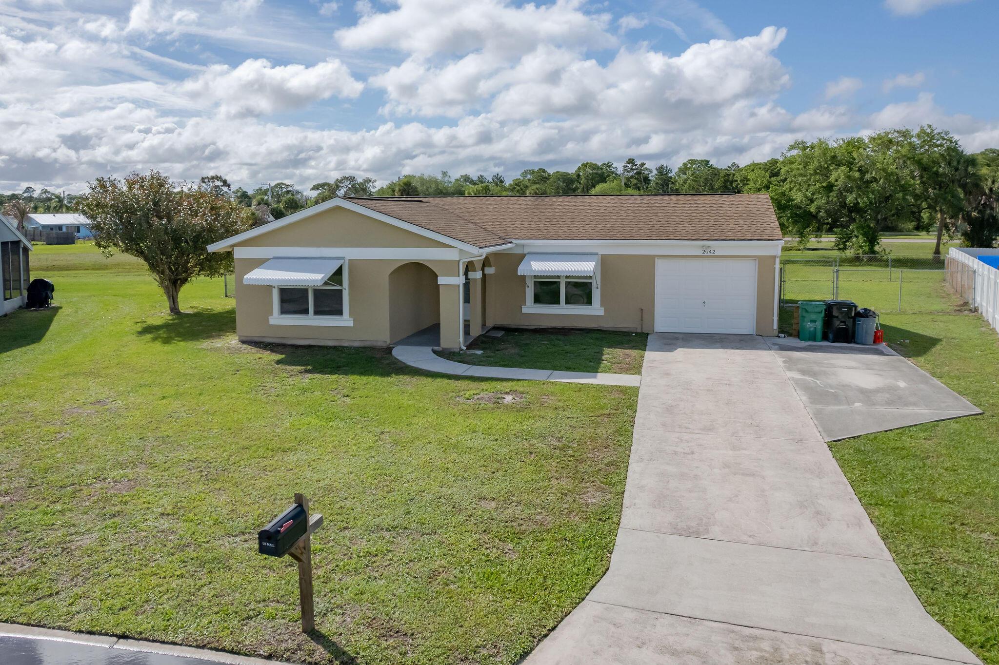 2042 SE Oxmoor Terrace, Port St. Lucie, FL 34952, Port St. Lucie