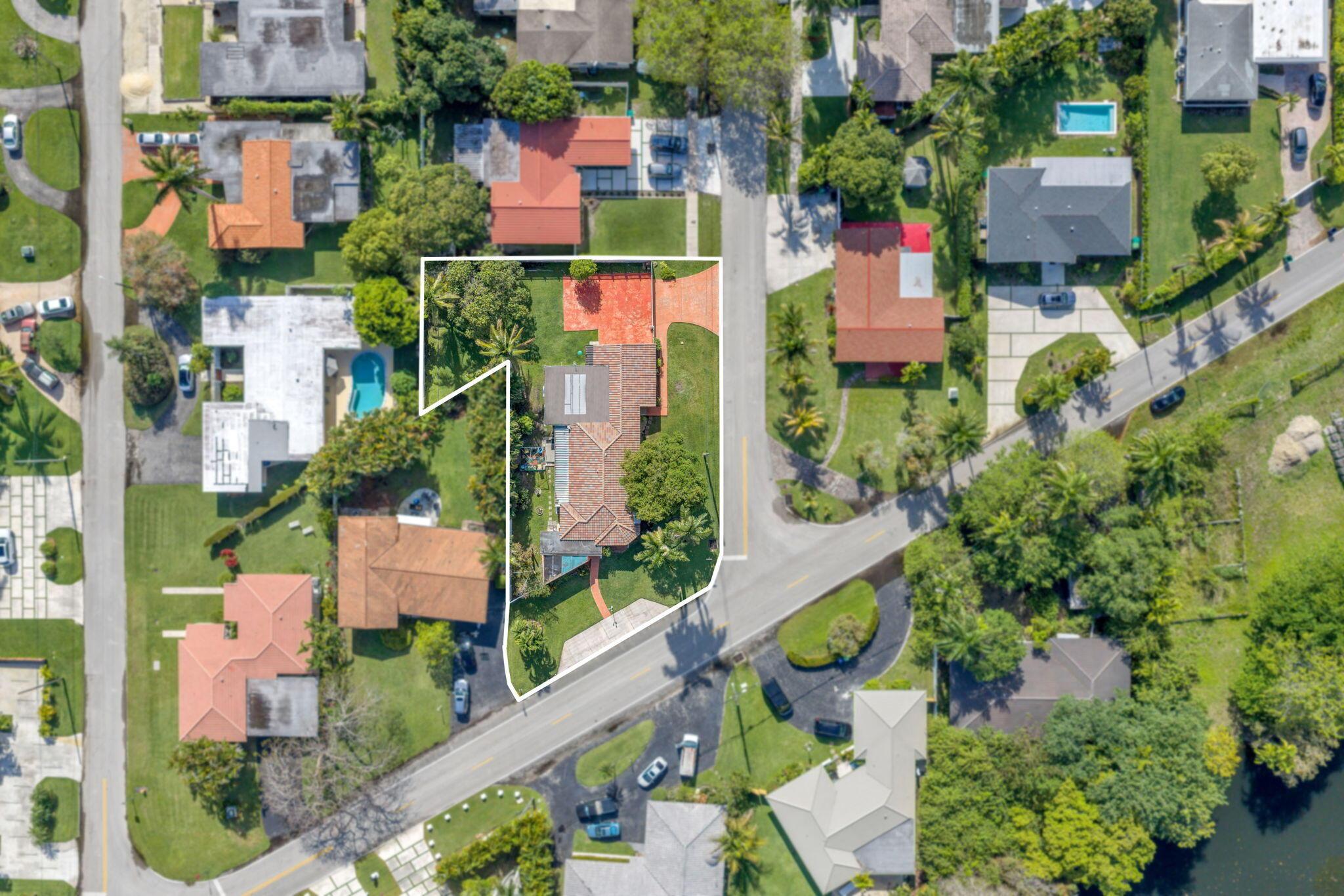 11490 W Biscayne Canal Road, Miami, FL 33161, Miami - Photo 2