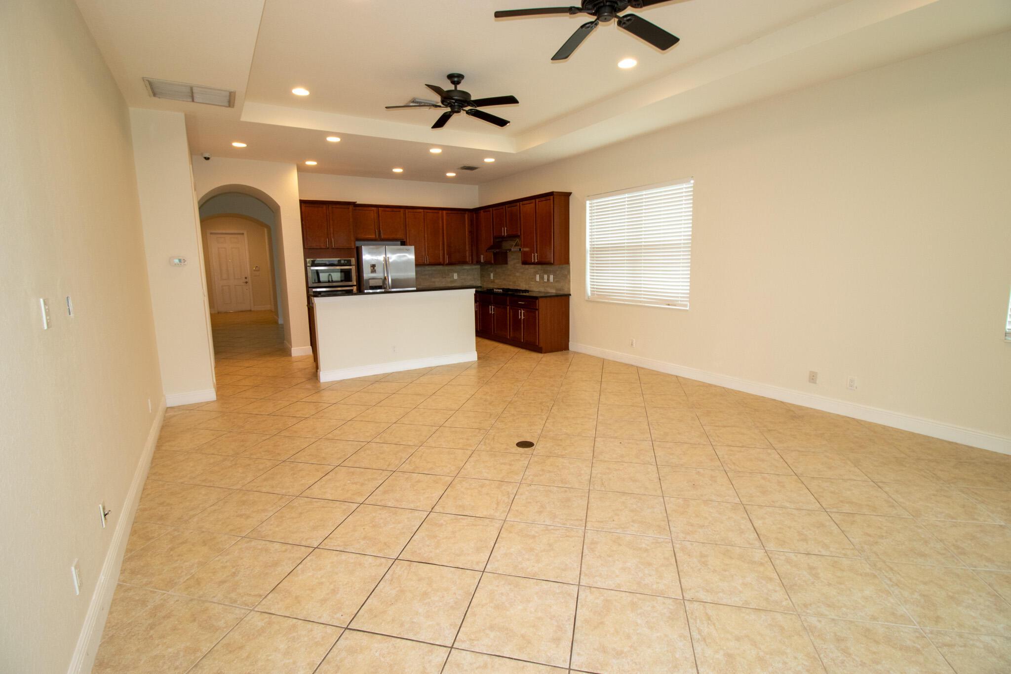 8253 NW 118th Way NW, Parkland, FL 33076, Parkland - Photo 2