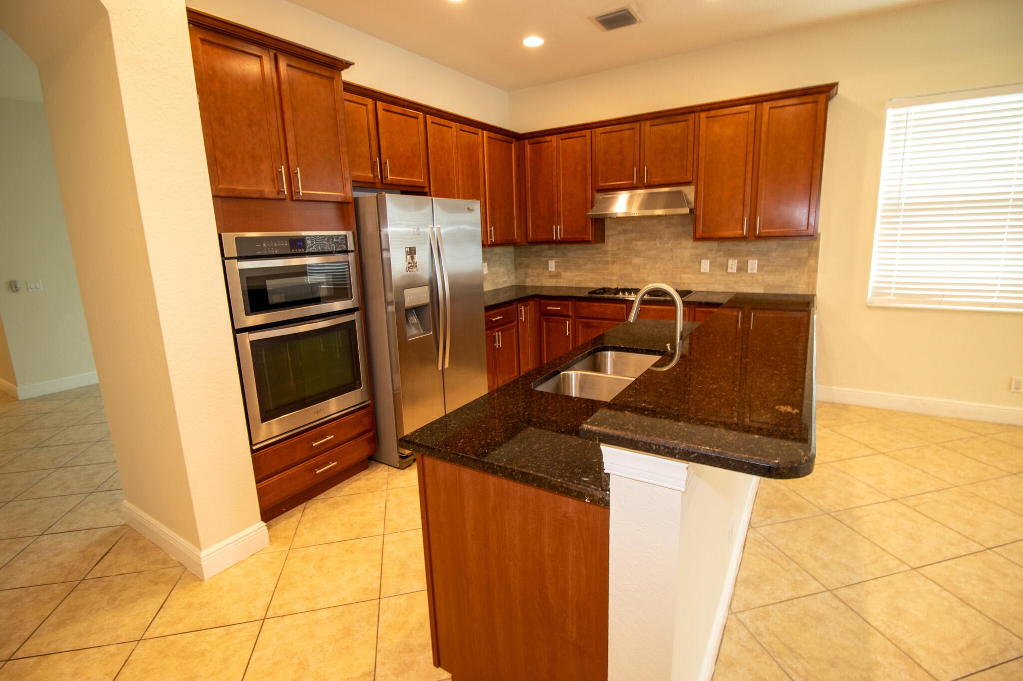 8253 NW 118th Way NW, Parkland, FL 33076, Parkland - Photo 4