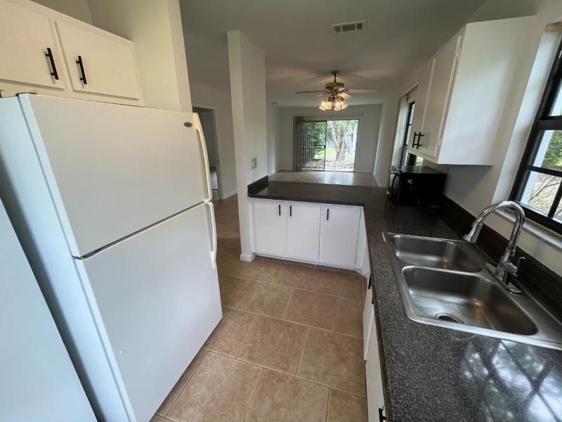 1438 SE Larkwood Circle, Port St. Lucie, FL 34952, Port St. Lucie - Photo 4