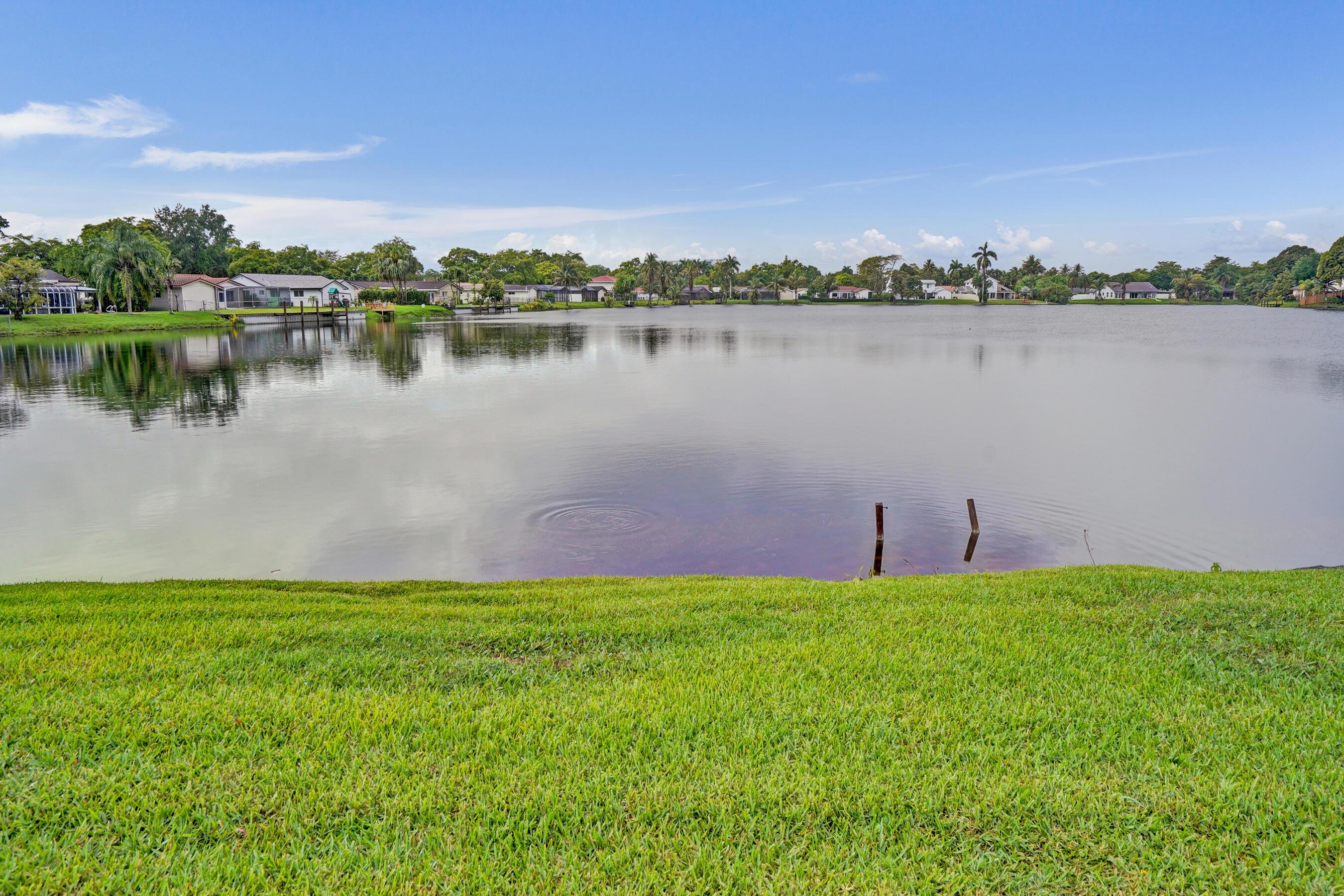 1721 SW 69th Avenue, Plantation, FL 33317, Plantation - Photo 4
