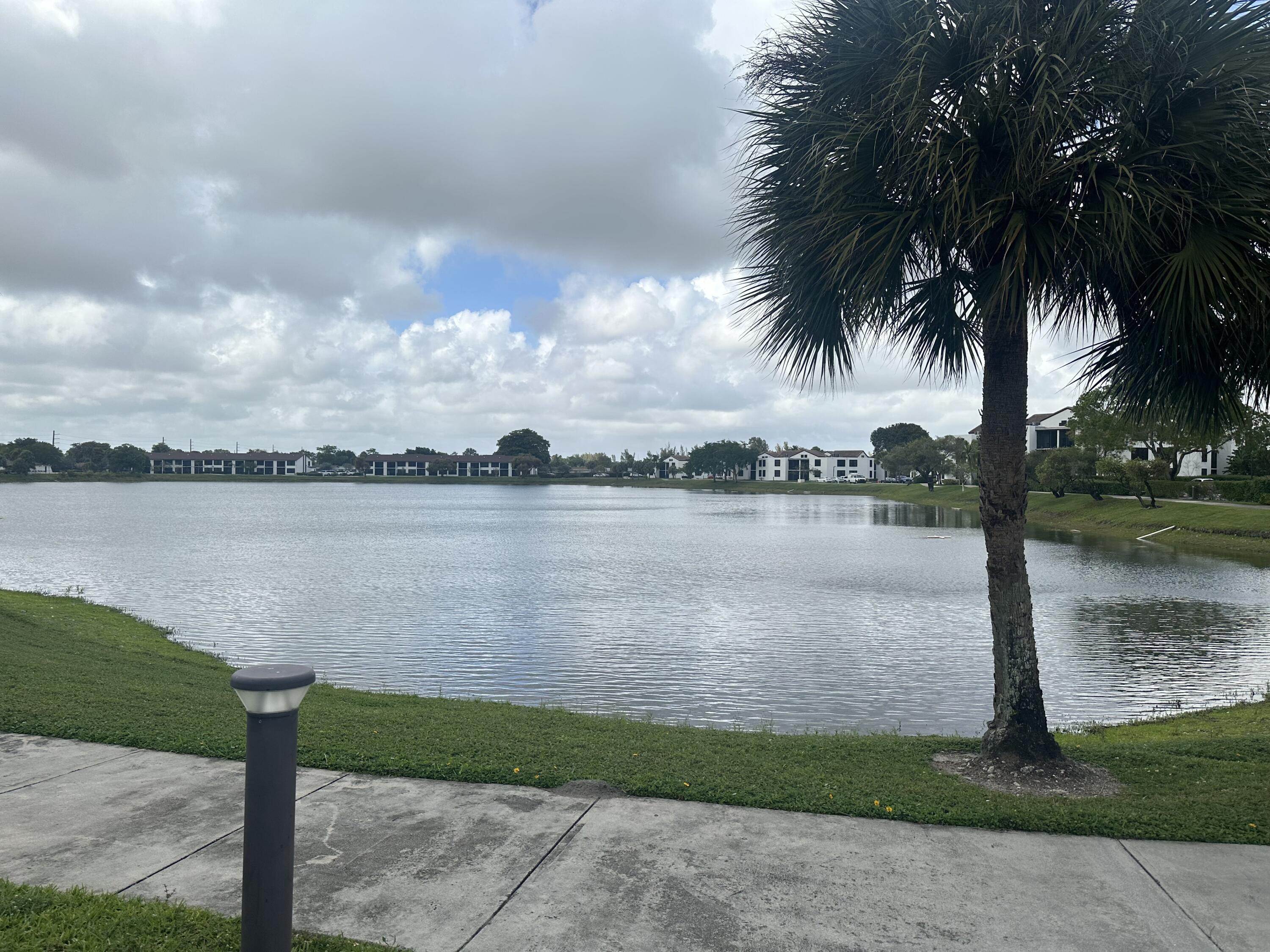 208 Lake Pointe Drive 108, Oakland Park, FL 33309, Oakland Park