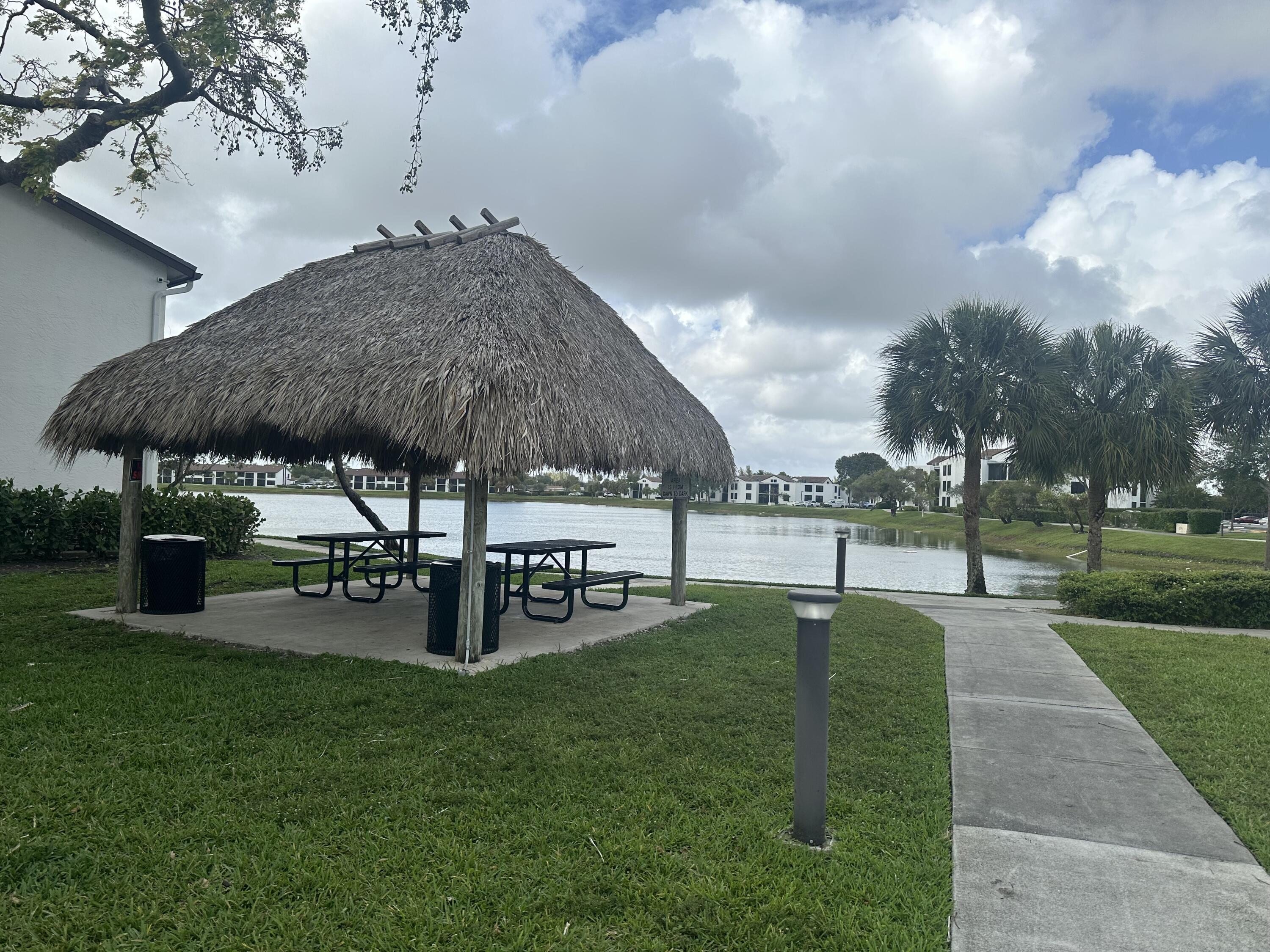 208 Lake Pointe Drive 108, Oakland Park, FL 33309, Oakland Park - Photo 2