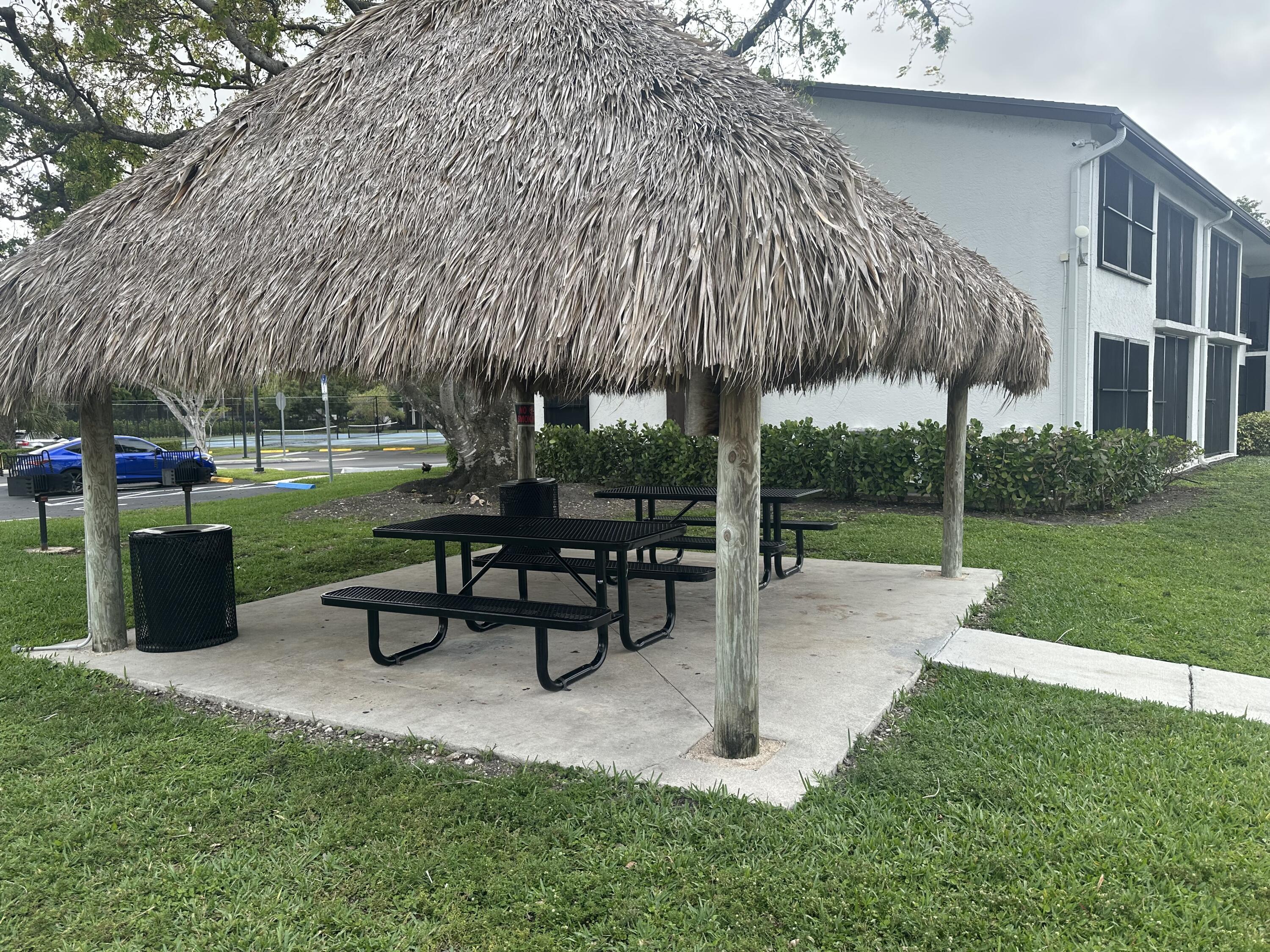 208 Lake Pointe Drive 108, Oakland Park, FL 33309, Oakland Park - Photo 3