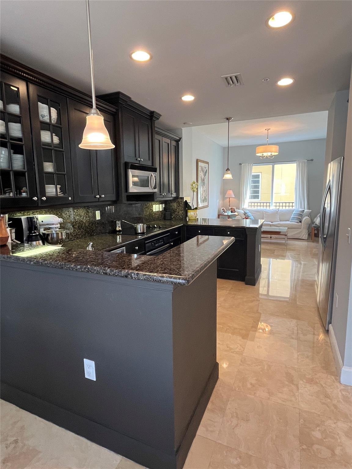 3932 Coral Heights Way, Oakland Park, FL 33308, Oakland Park - Photo 5