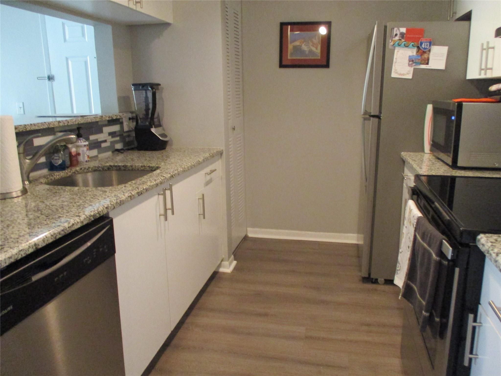 123 Yacht Club Way 206, Hypoluxo, FL 33462, Hypoluxo - Photo 3