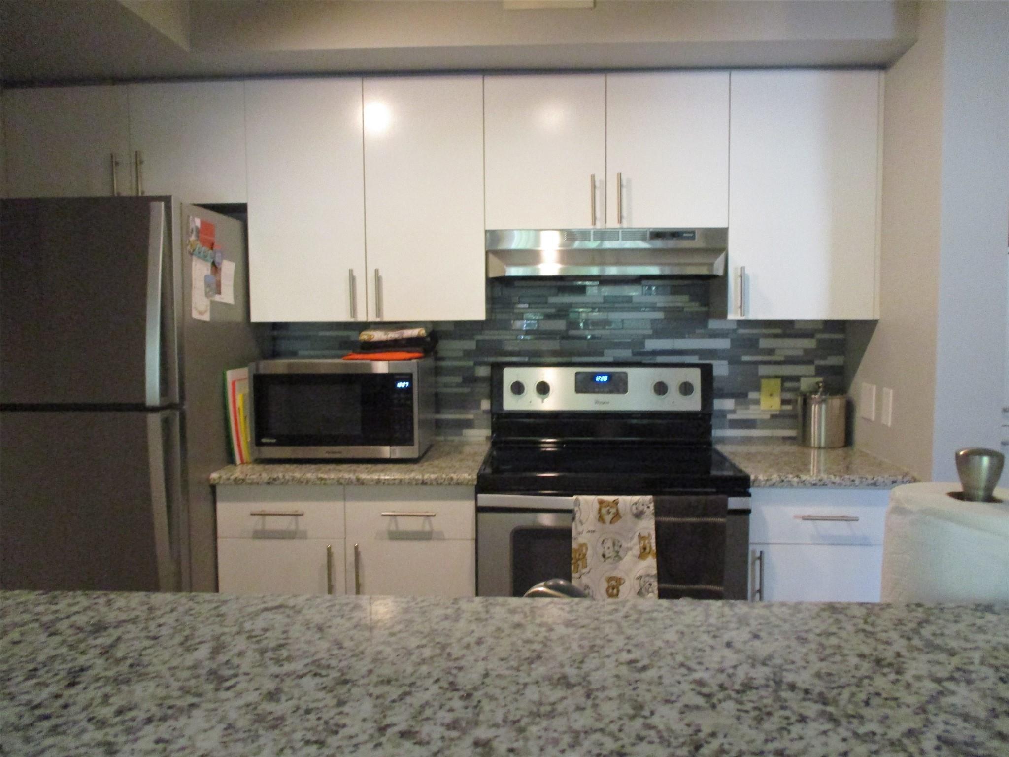 123 Yacht Club Way 206, Hypoluxo, FL 33462, Hypoluxo - Photo 4