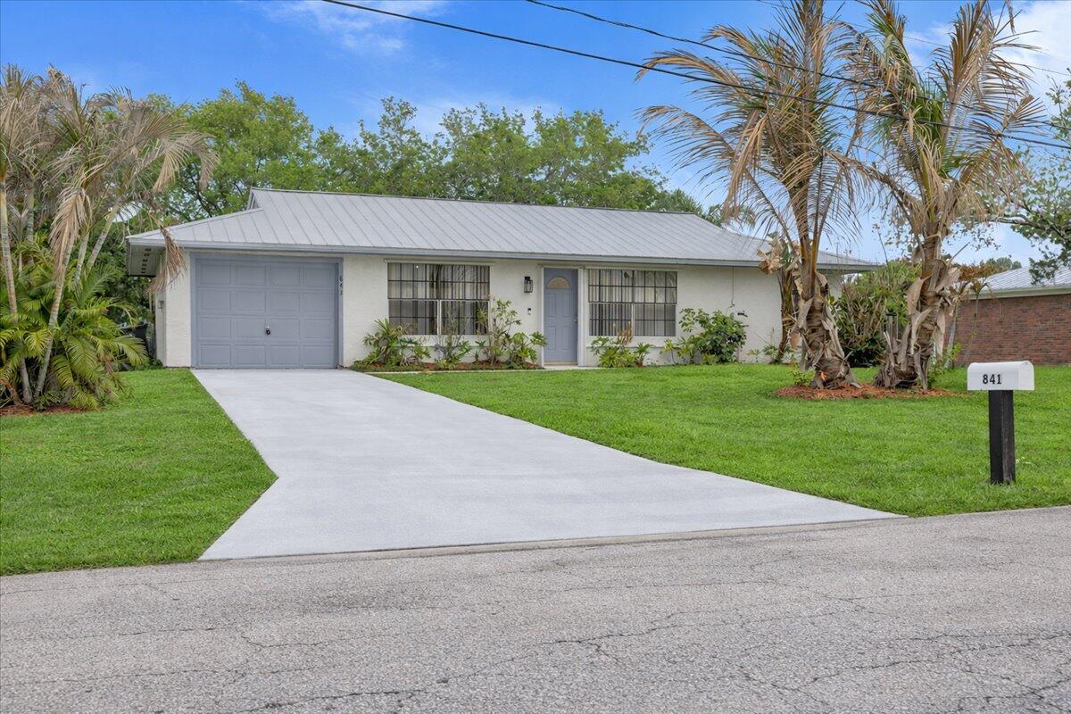 841 NW Riverside Drive, Port St. Lucie, FL 34983, Port St. Lucie - Photo 2