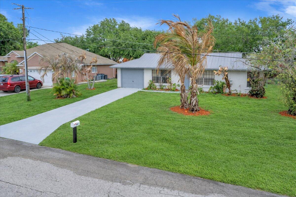 841 NW Riverside Drive, Port St. Lucie, FL 34983, Port St. Lucie - Photo 4