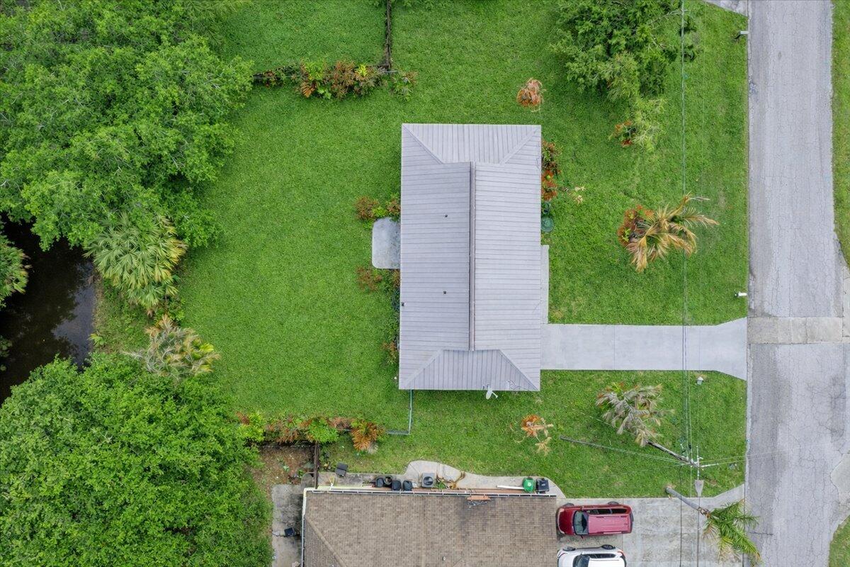 841 NW Riverside Drive, Port St. Lucie, FL 34983, Port St. Lucie - Photo 5