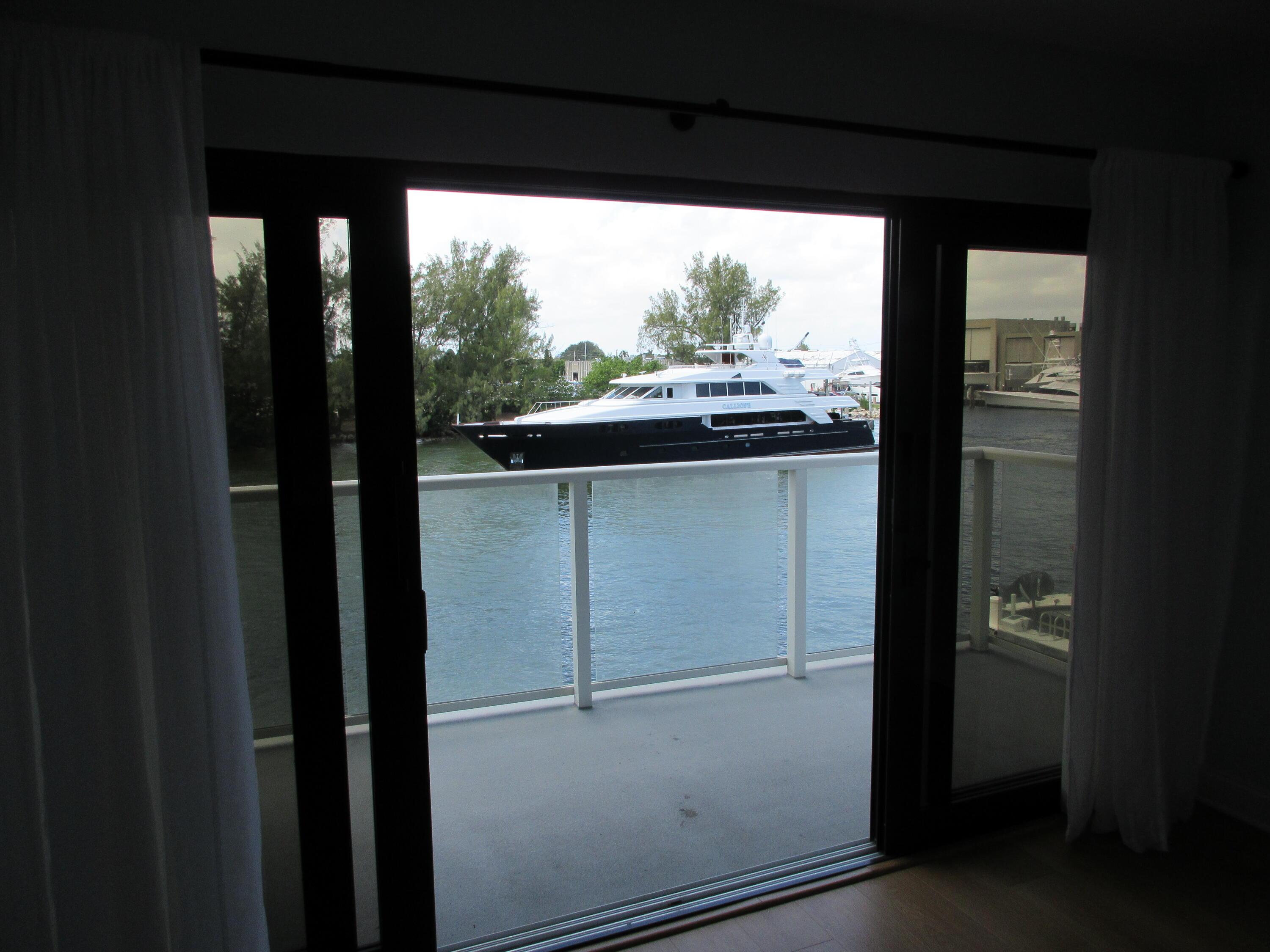 1401 N Riverside Drive 307, Pompano Beach, FL 33062, Pompano Beach - Photo 5
