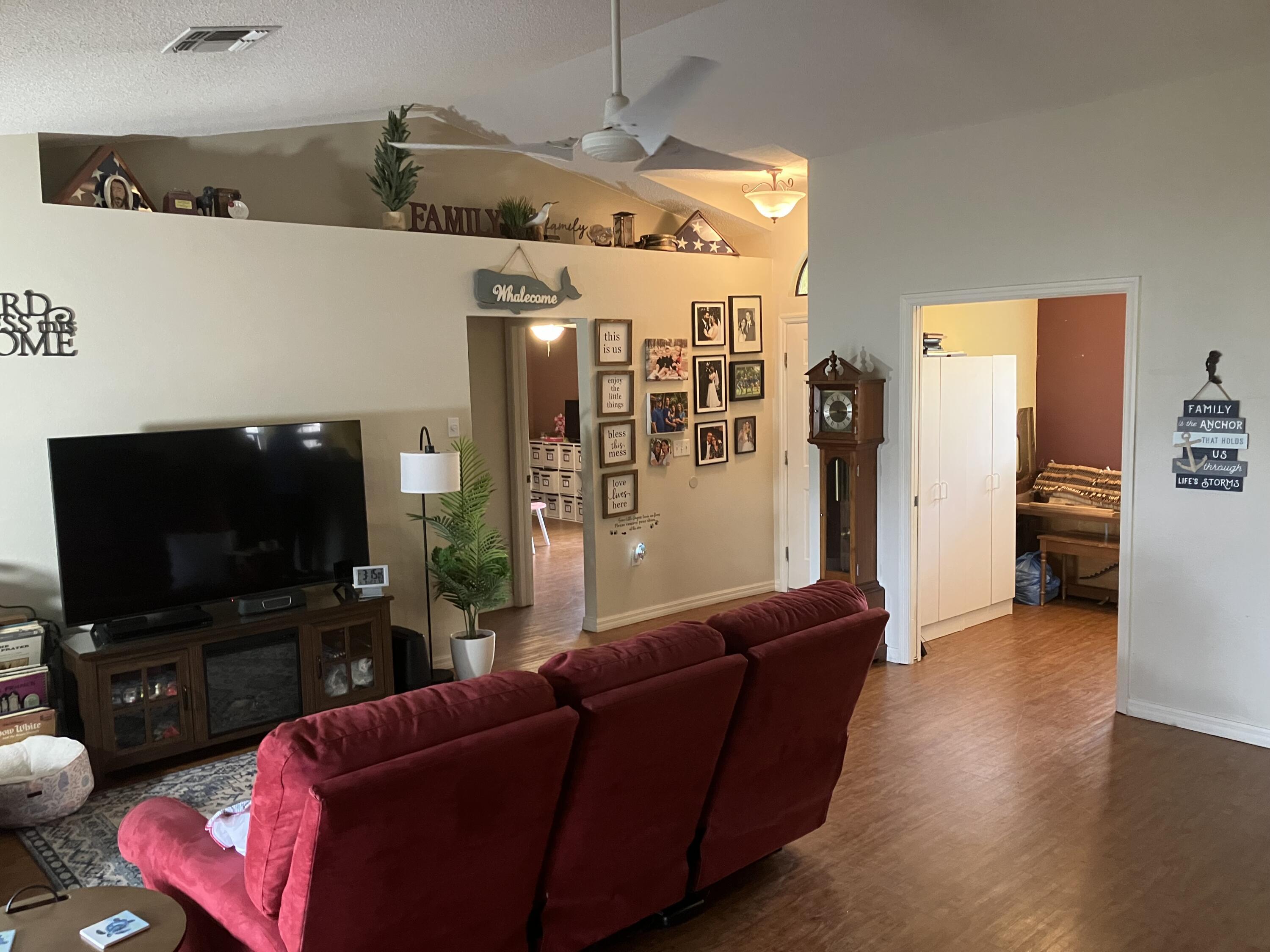 14050 Brighton Street, Spring Hill, FL 34609, Spring Hill - Photo 2