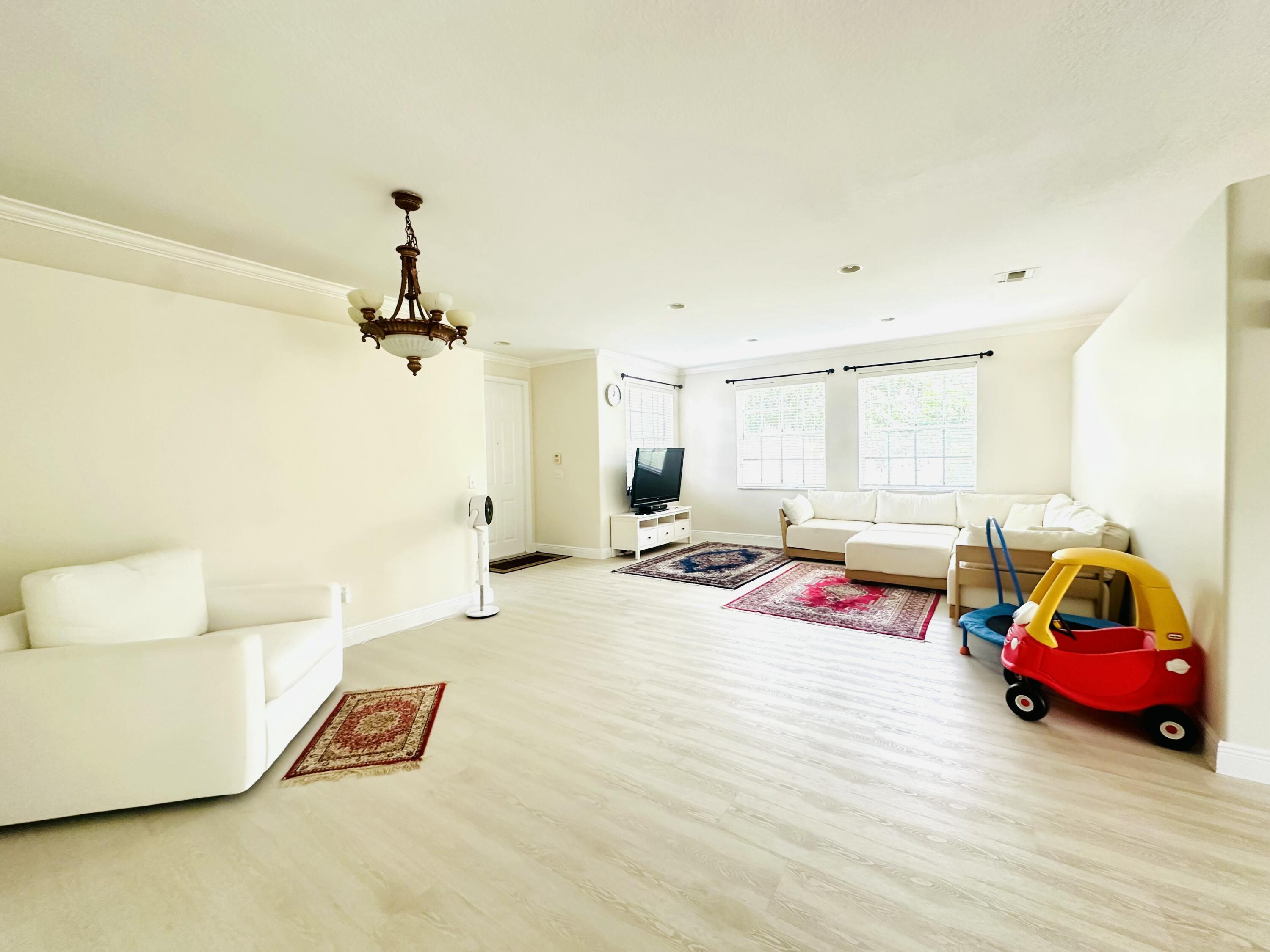 9728 Wyeth Court, Wellington, FL 33414, Wellington - Photo 5