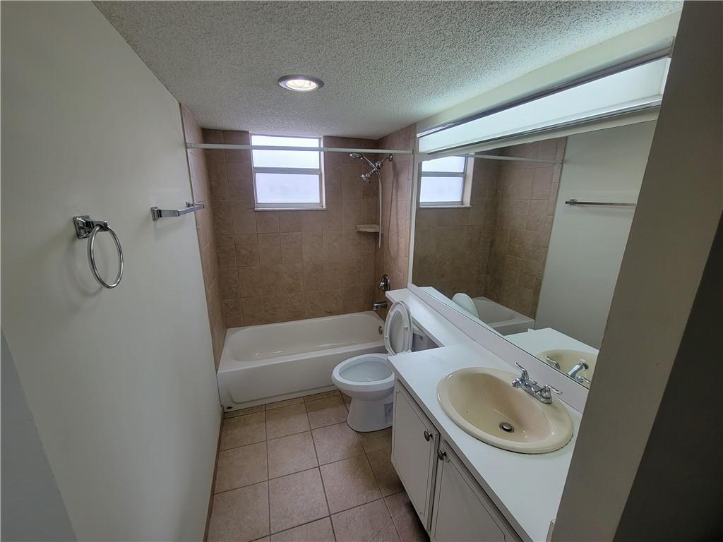 404 NW 68th Avenue 316, Plantation, FL 33317, Plantation - Photo 5