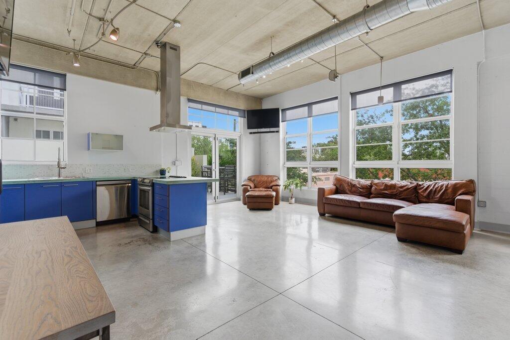 425 N Andrews Avenue 202, Fort Lauderdale, FL 33301, Fort Lauderdale - Photo 4
