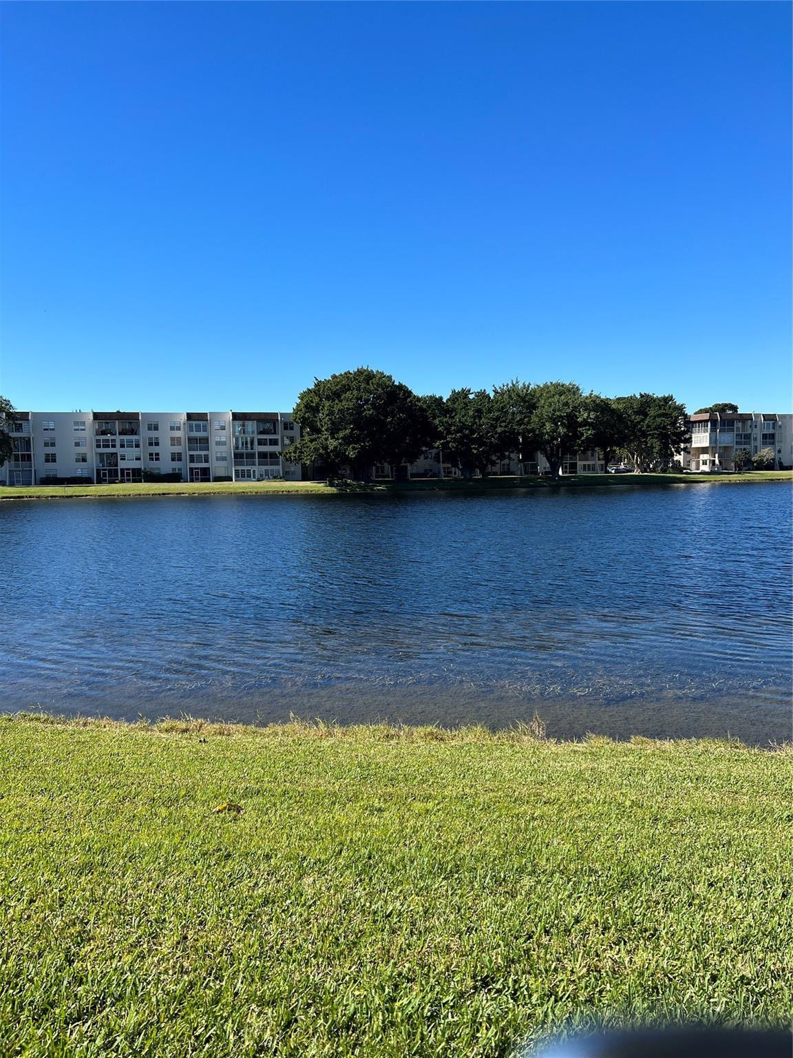 1526 Whitehall Drive 402, Davie, FL 33324, Davie - Photo 5