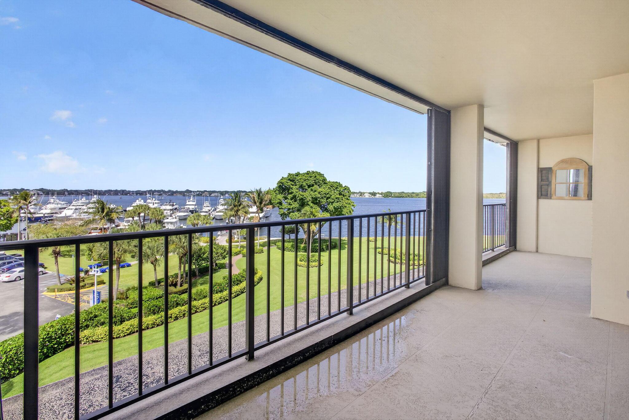 136 LAKESHORE Drive 511, North Palm Beach, FL 33408, North Palm Beach - Photo 3