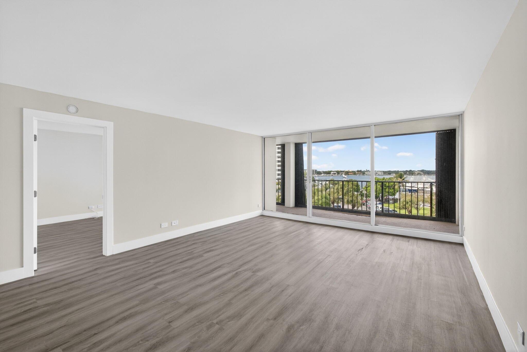 136 LAKESHORE Drive 511, North Palm Beach, FL 33408, North Palm Beach - Photo 4