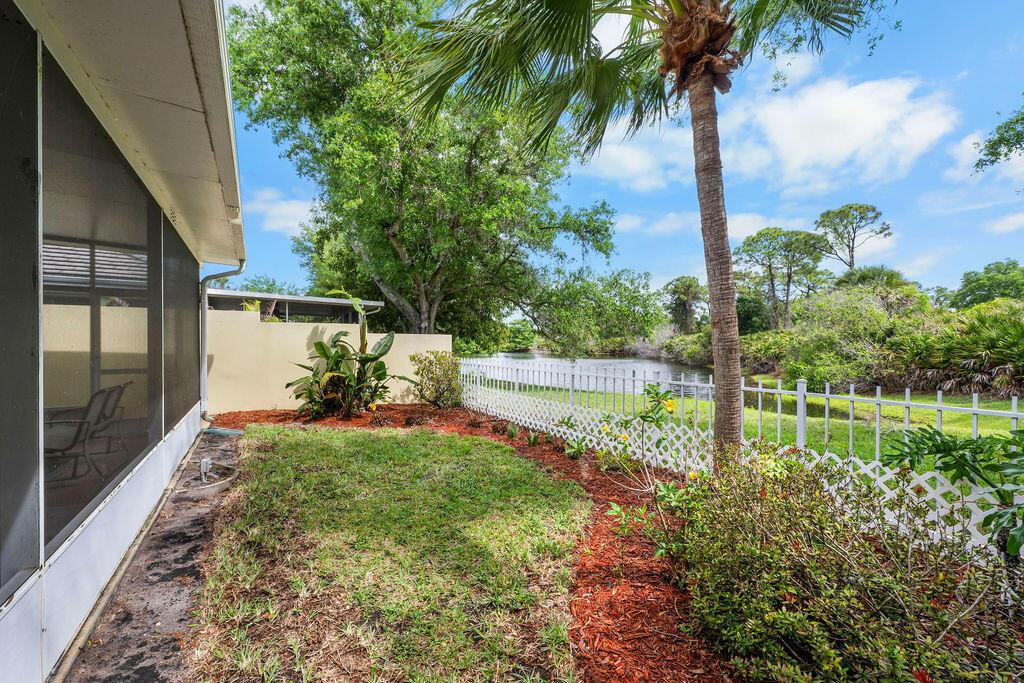 7627 SE Fiddlewood Lane, Hobe Sound, FL 33455, Hobe Sound - Photo 5