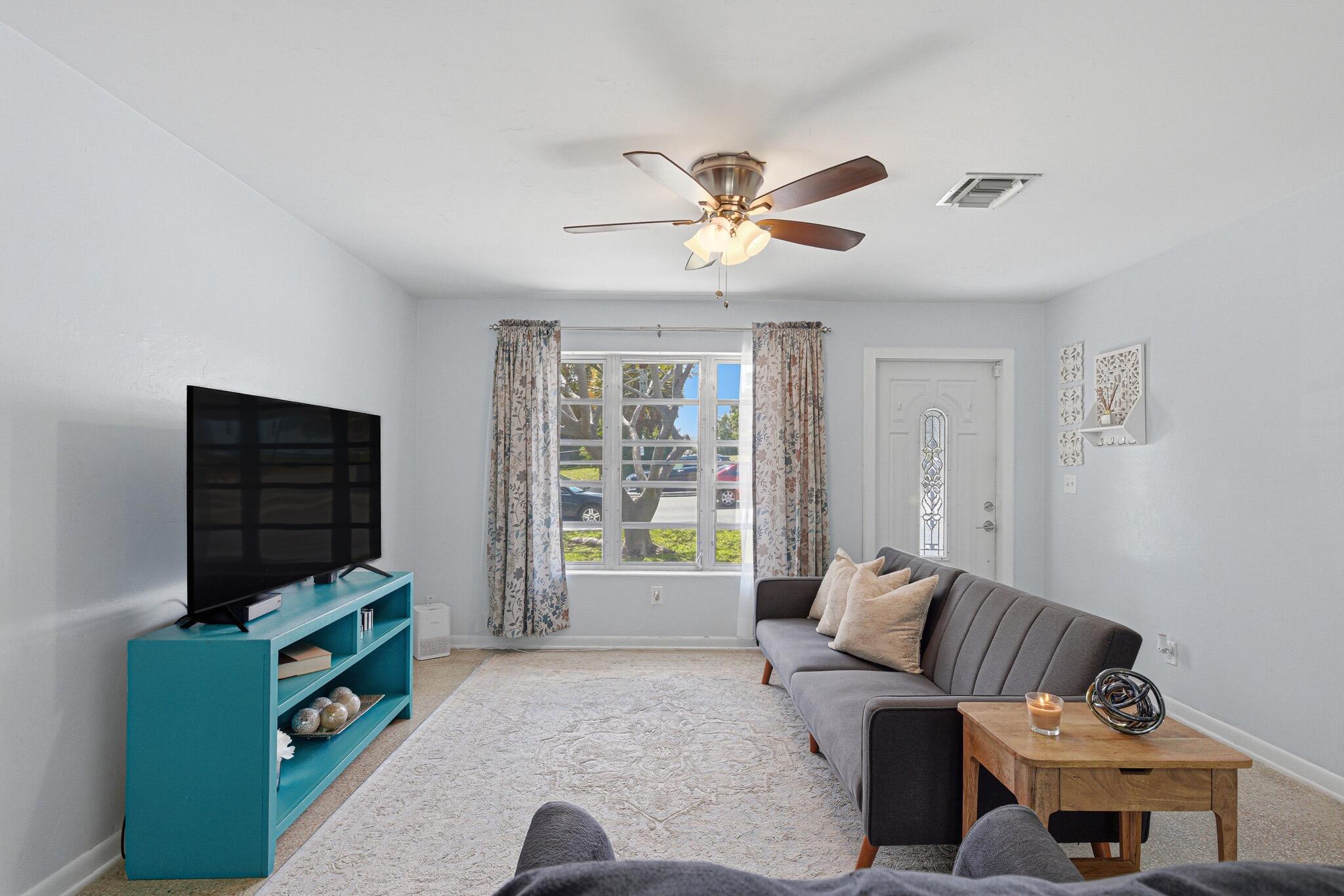 528 N A Street, Lake Worth Beach, FL 33460, Lake Worth Beach - Photo 4